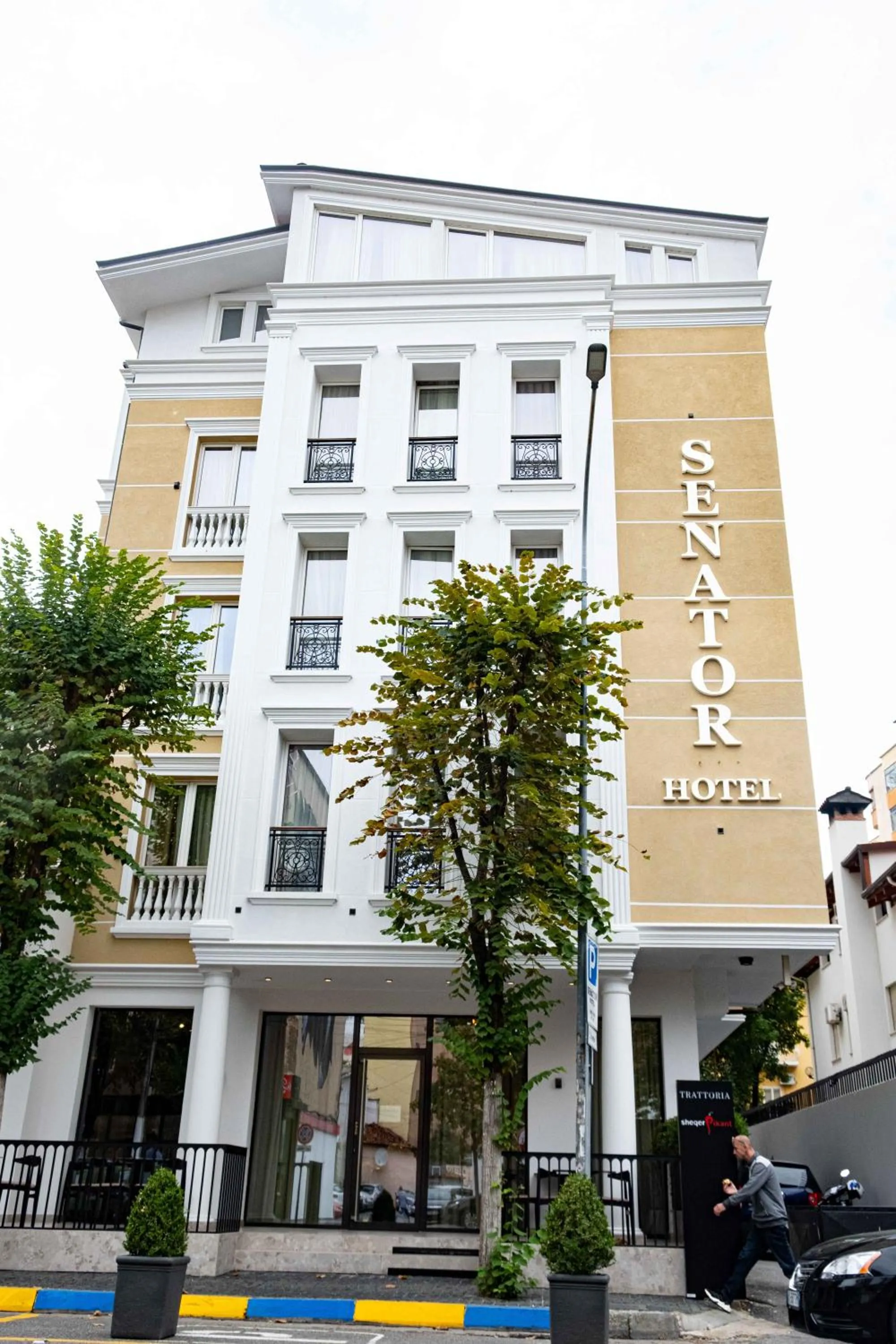 Location in Senator Hotel