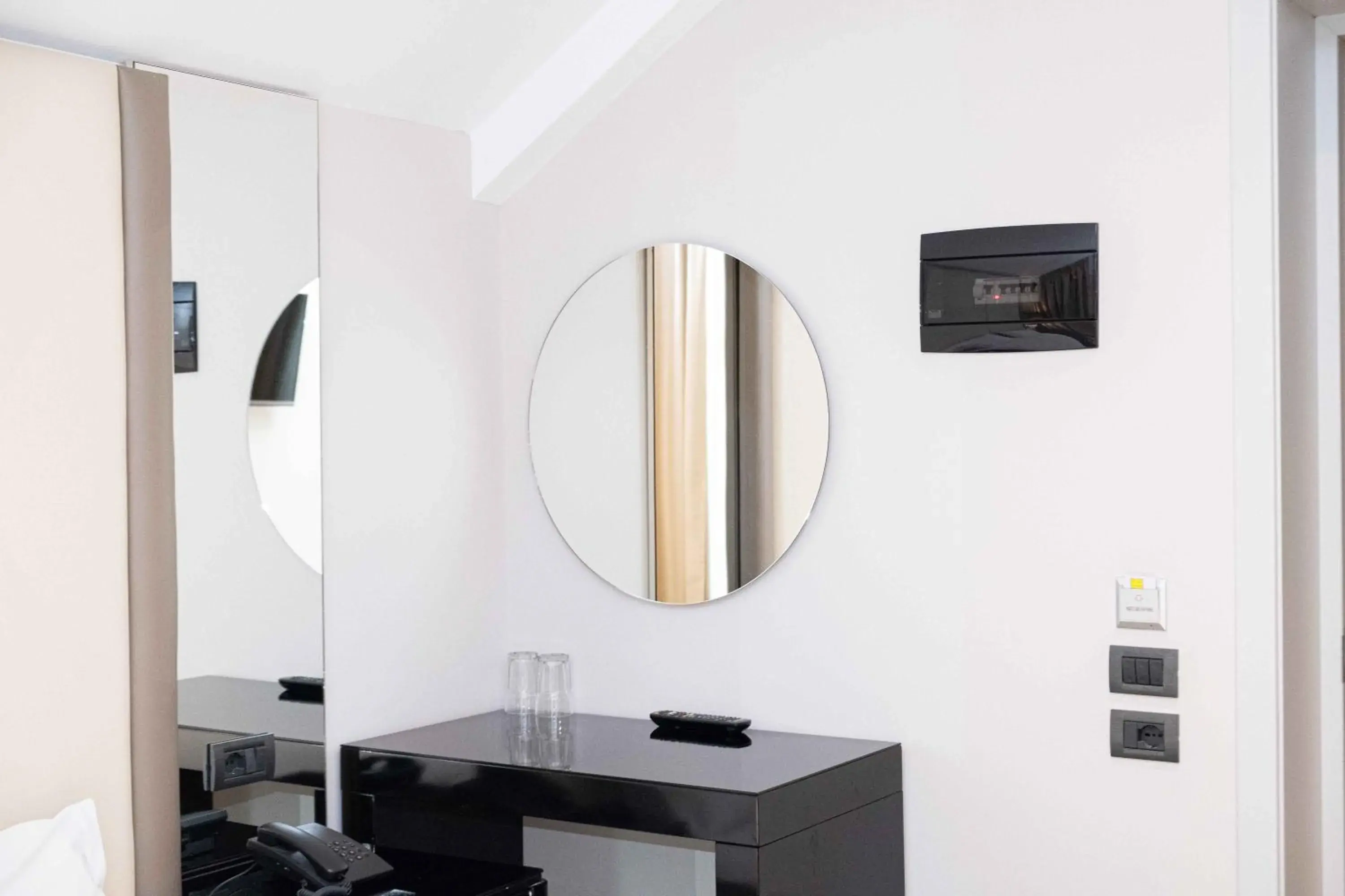 Superior Double or Twin Room - single occupancy in Senator Hotel Superior Double or Twin Room - single occupancy in Senator Hotel