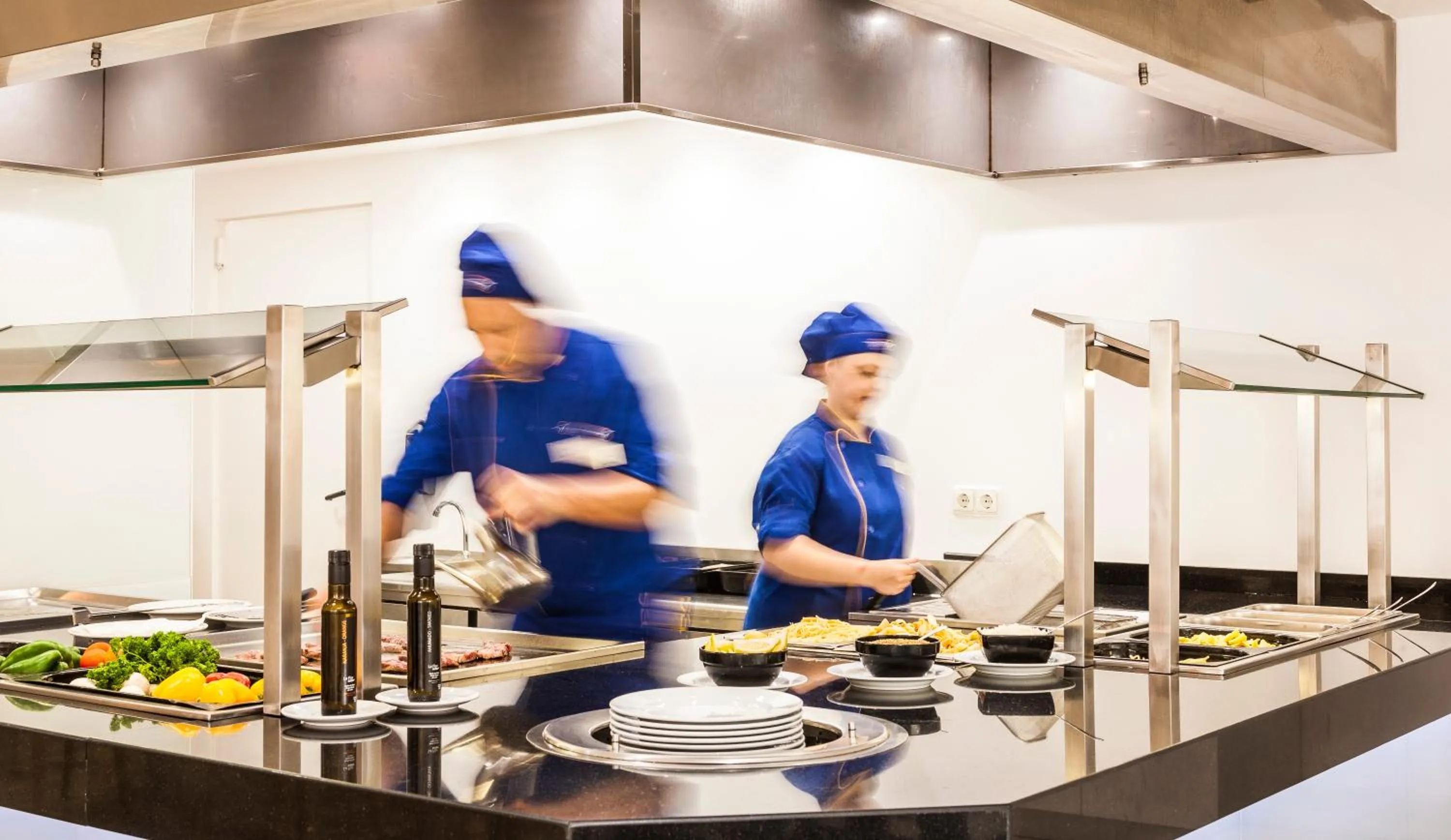 Restaurant/places to eat in Globales Santa Lucia - Adults Only 18