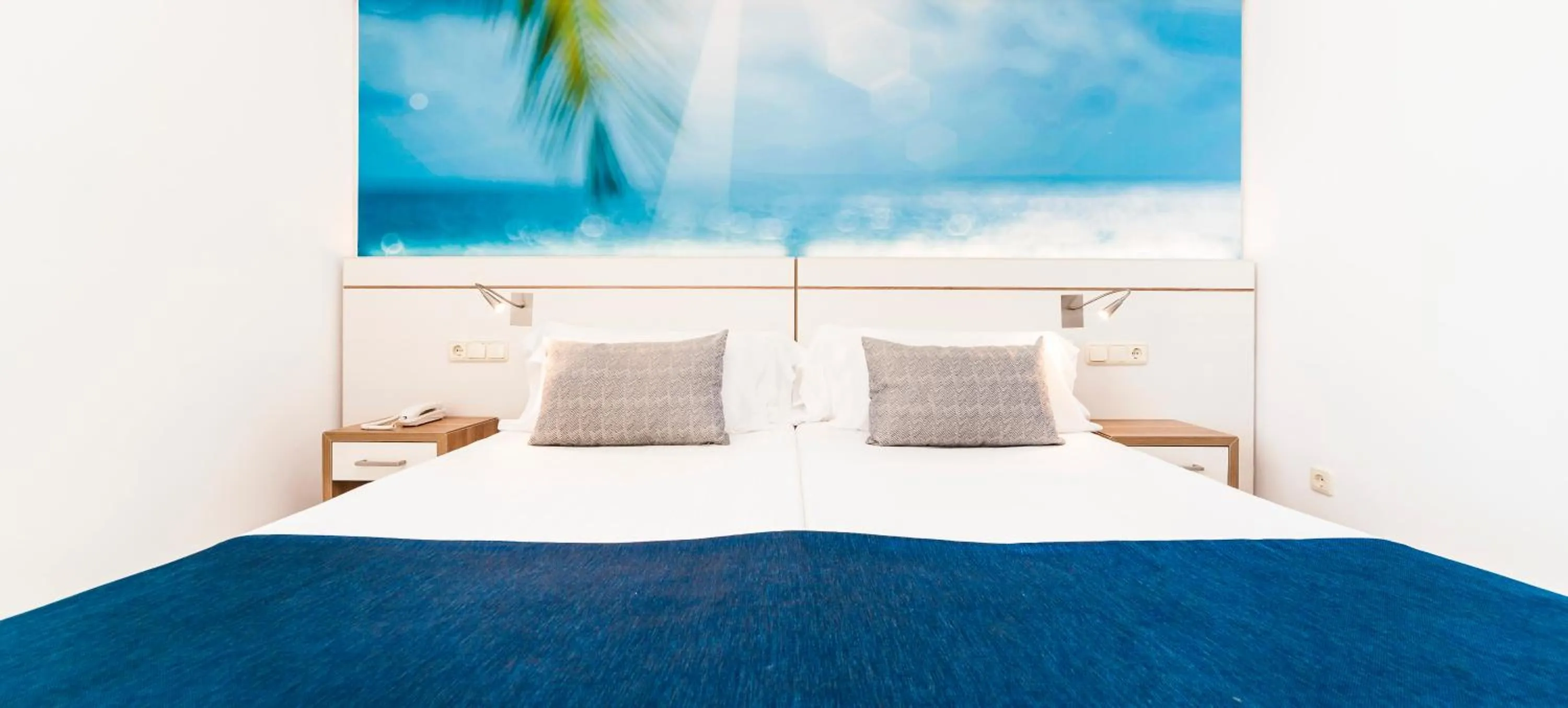 Bedroom, Bed in Globales Santa Lucia - Adults Only 18