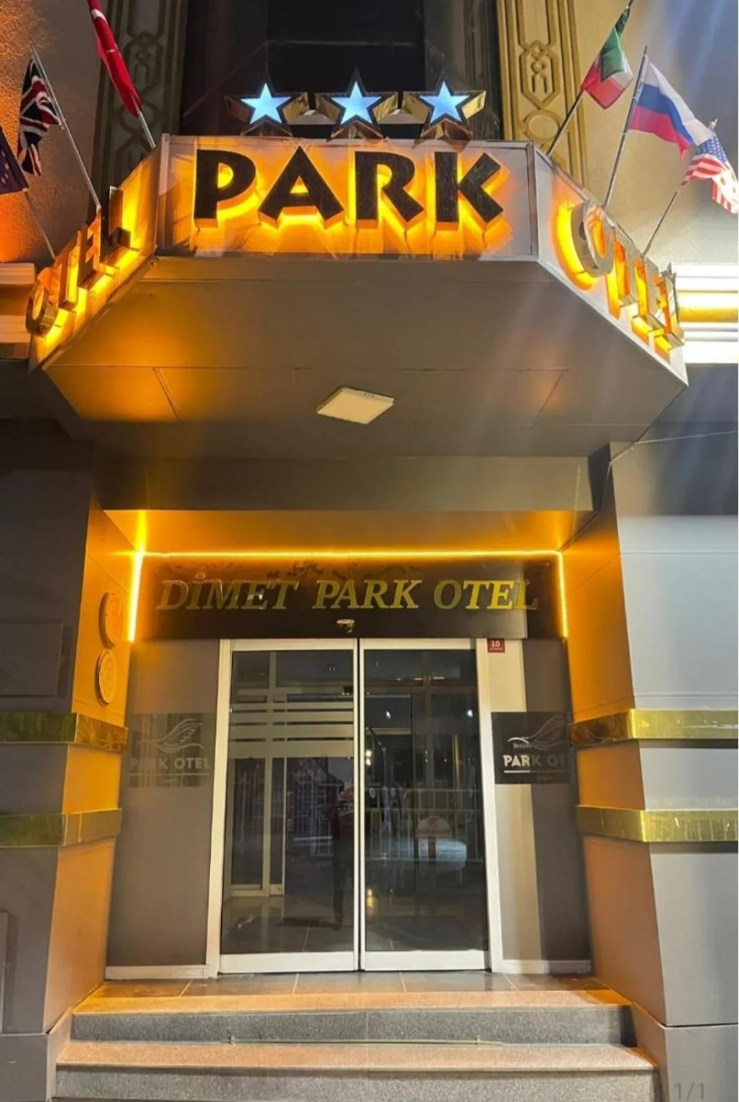Dimet Park Hotel