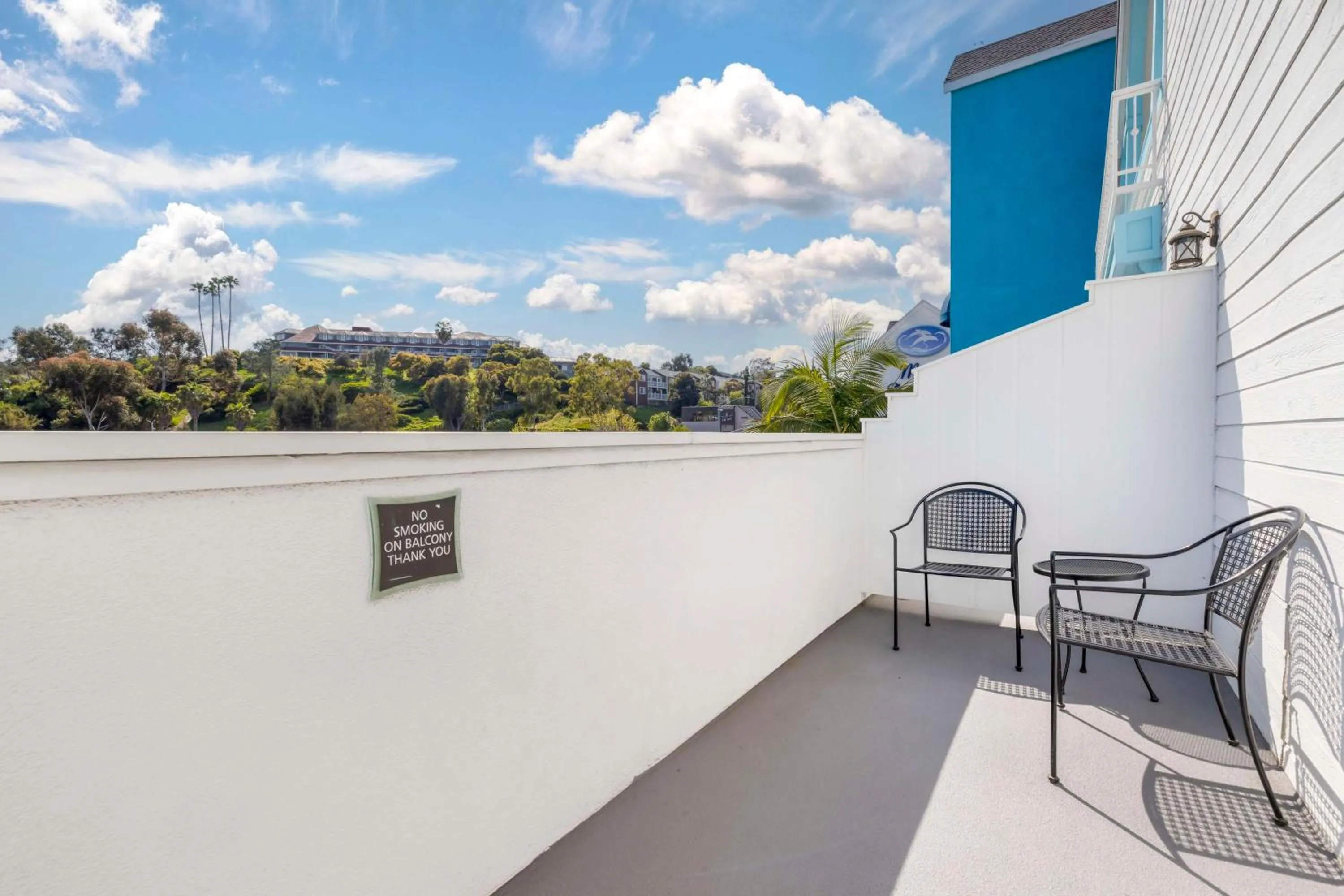 Bedroom in Best Western Plus Marina Shores Hotel