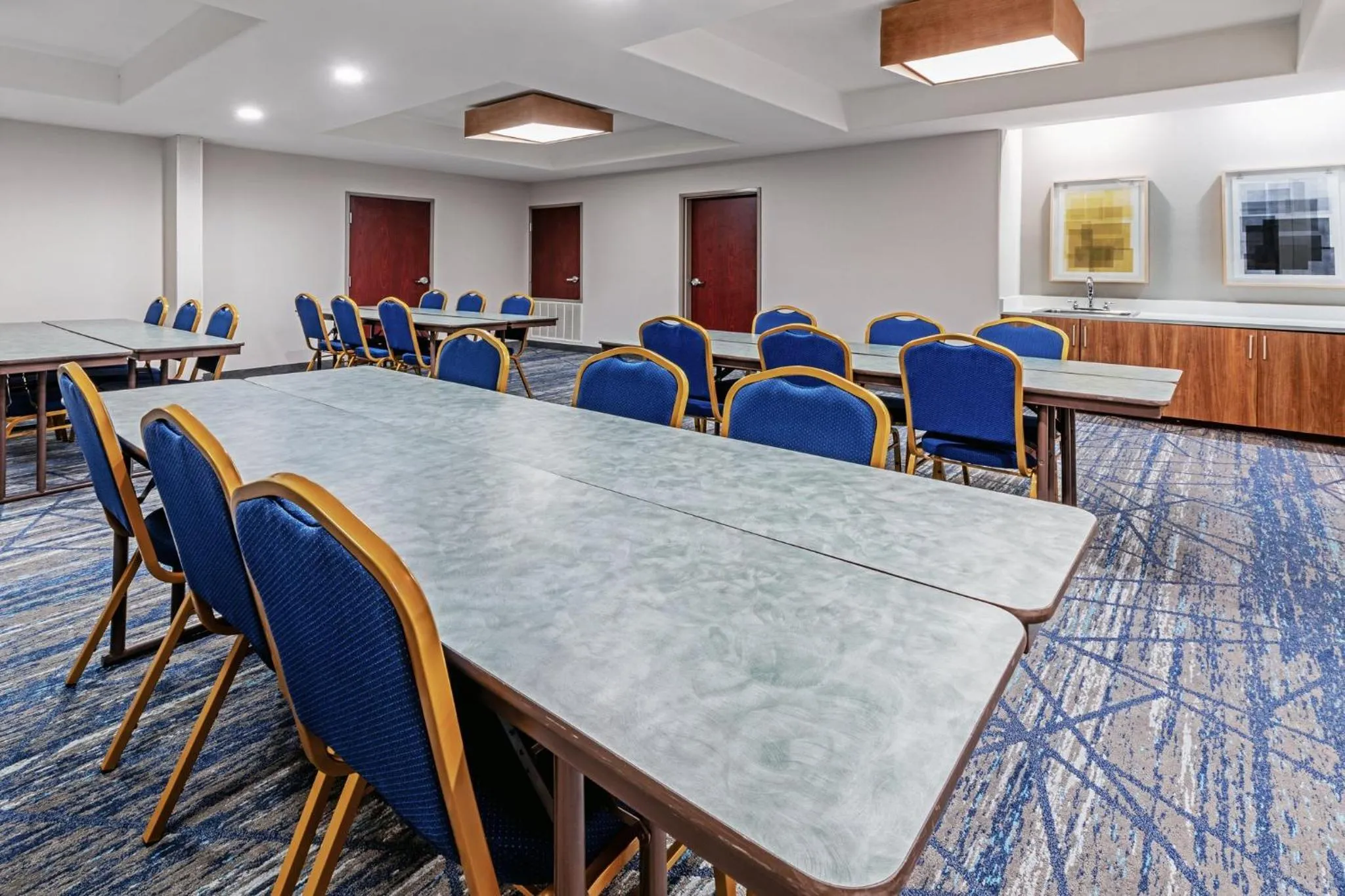 Meeting/conference room in Holiday Inn Express Hotel & Suites Henderson - Traffic Star by IHG