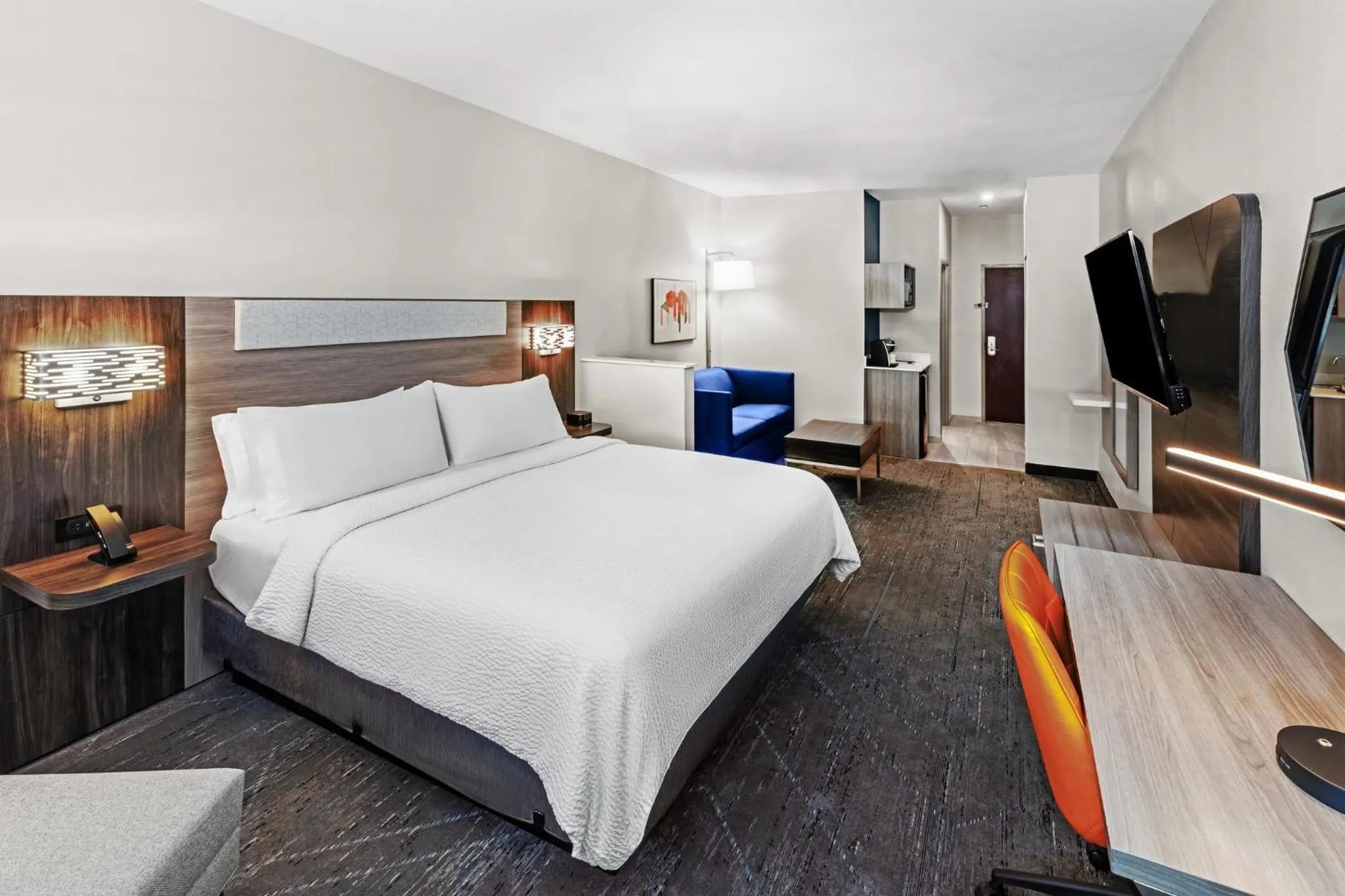 Photo of the whole room, Bed in Holiday Inn Express Hotel & Suites Henderson - Traffic Star by IHG