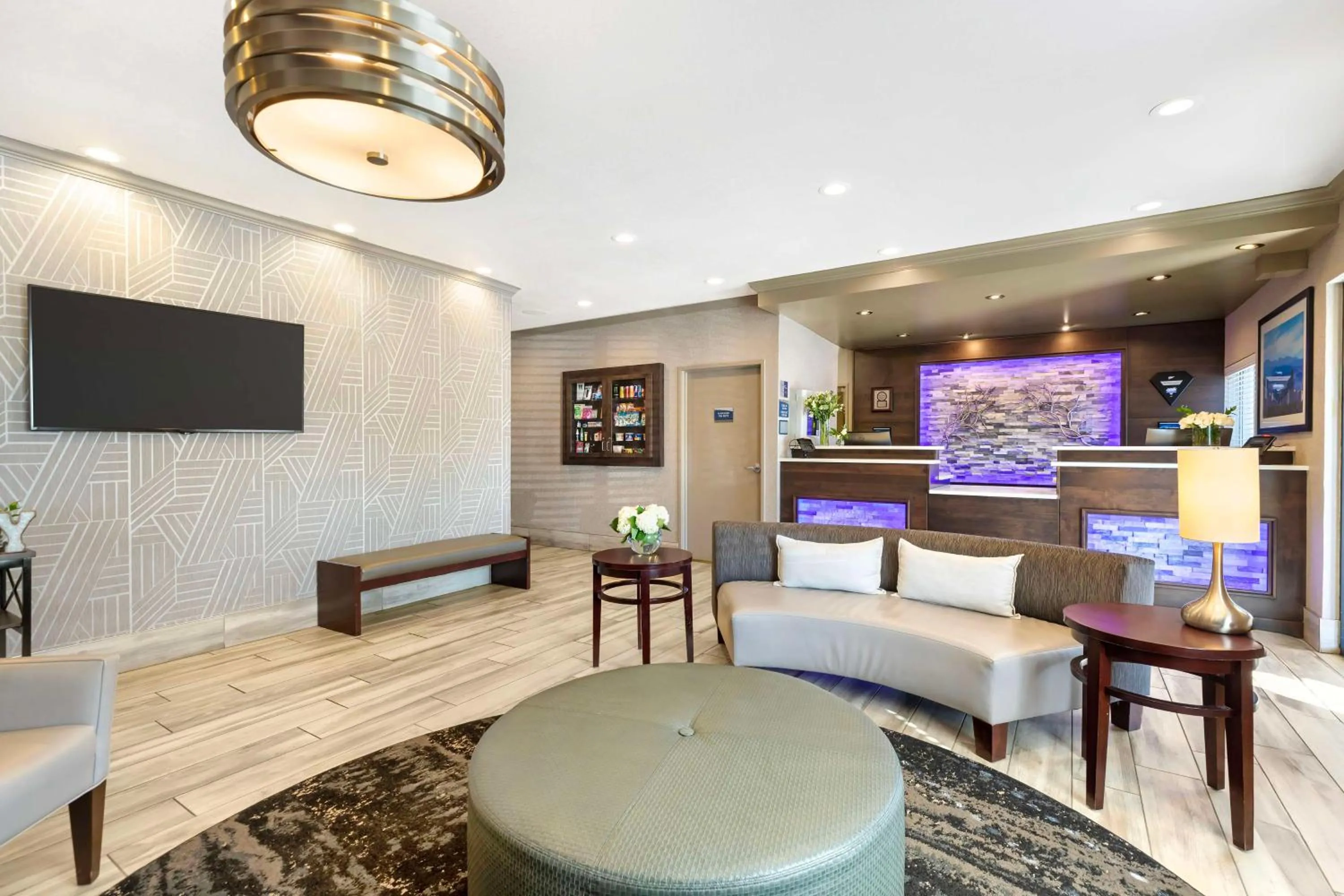 Lobby or reception in Best Western Greeley
