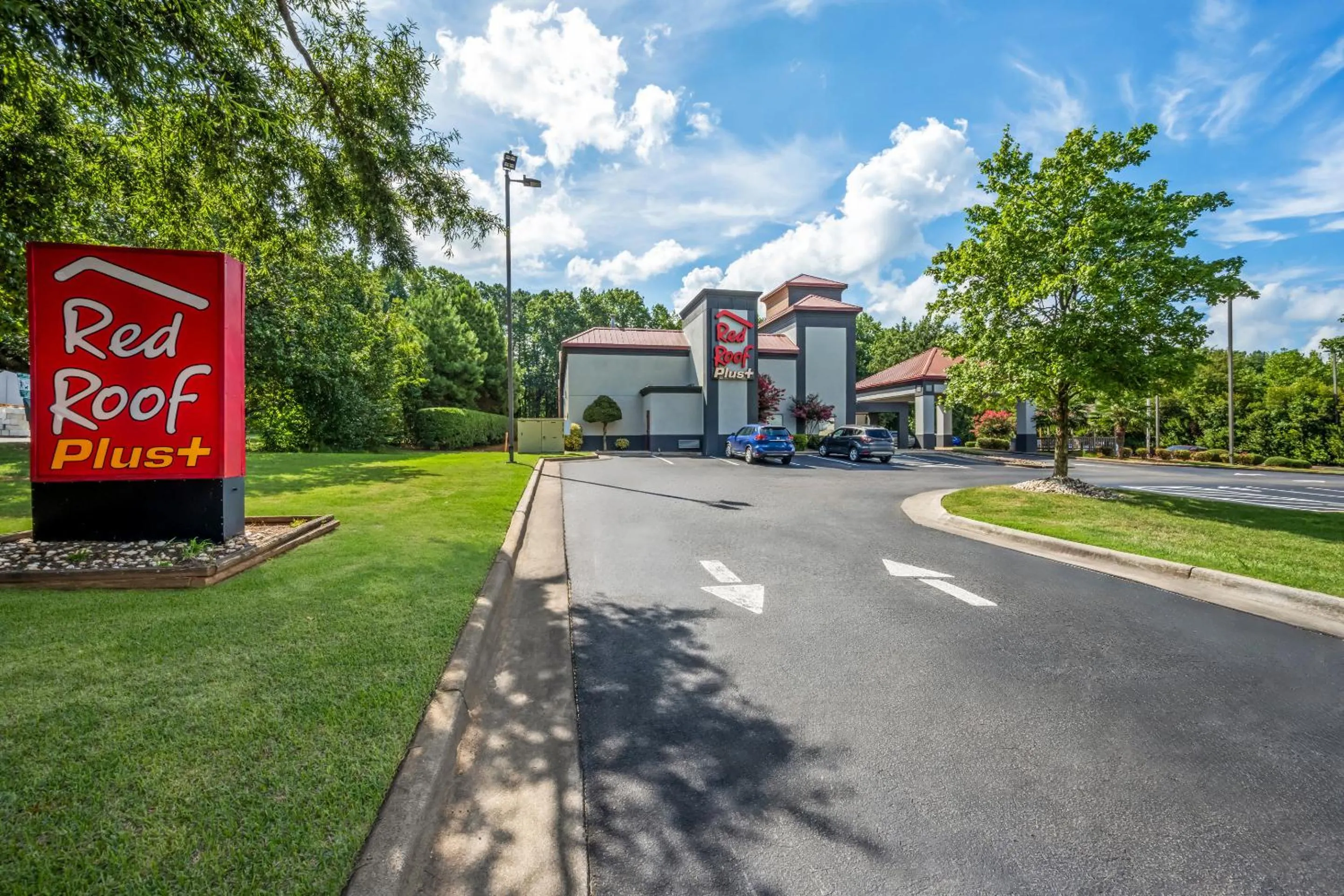 Property building in Red Roof PLUS Henderson