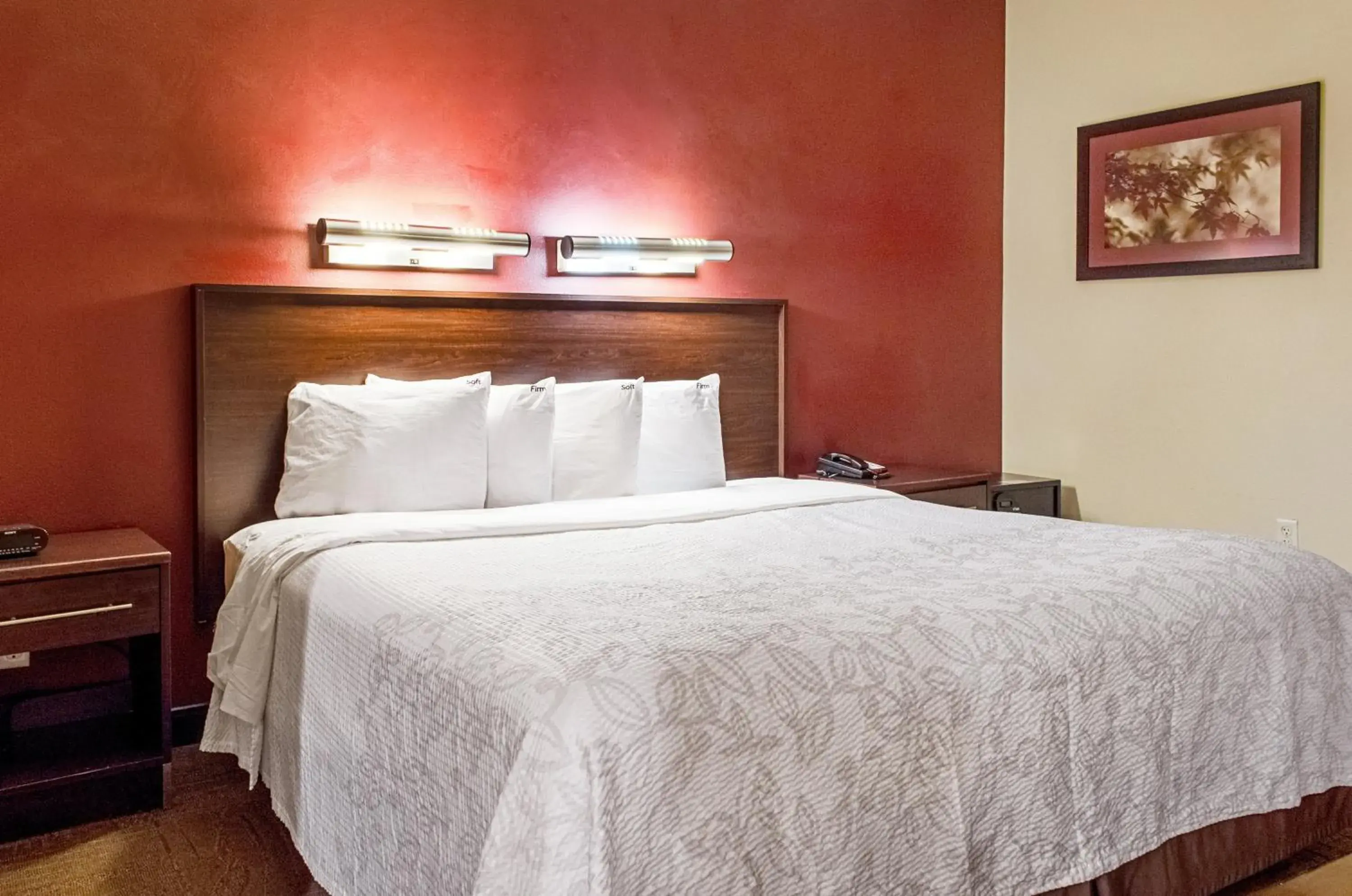 Suite King Room Smoke Free in Red Roof PLUS Henderson Suite King Room Smoke Free in Red Roof PLUS Henderson