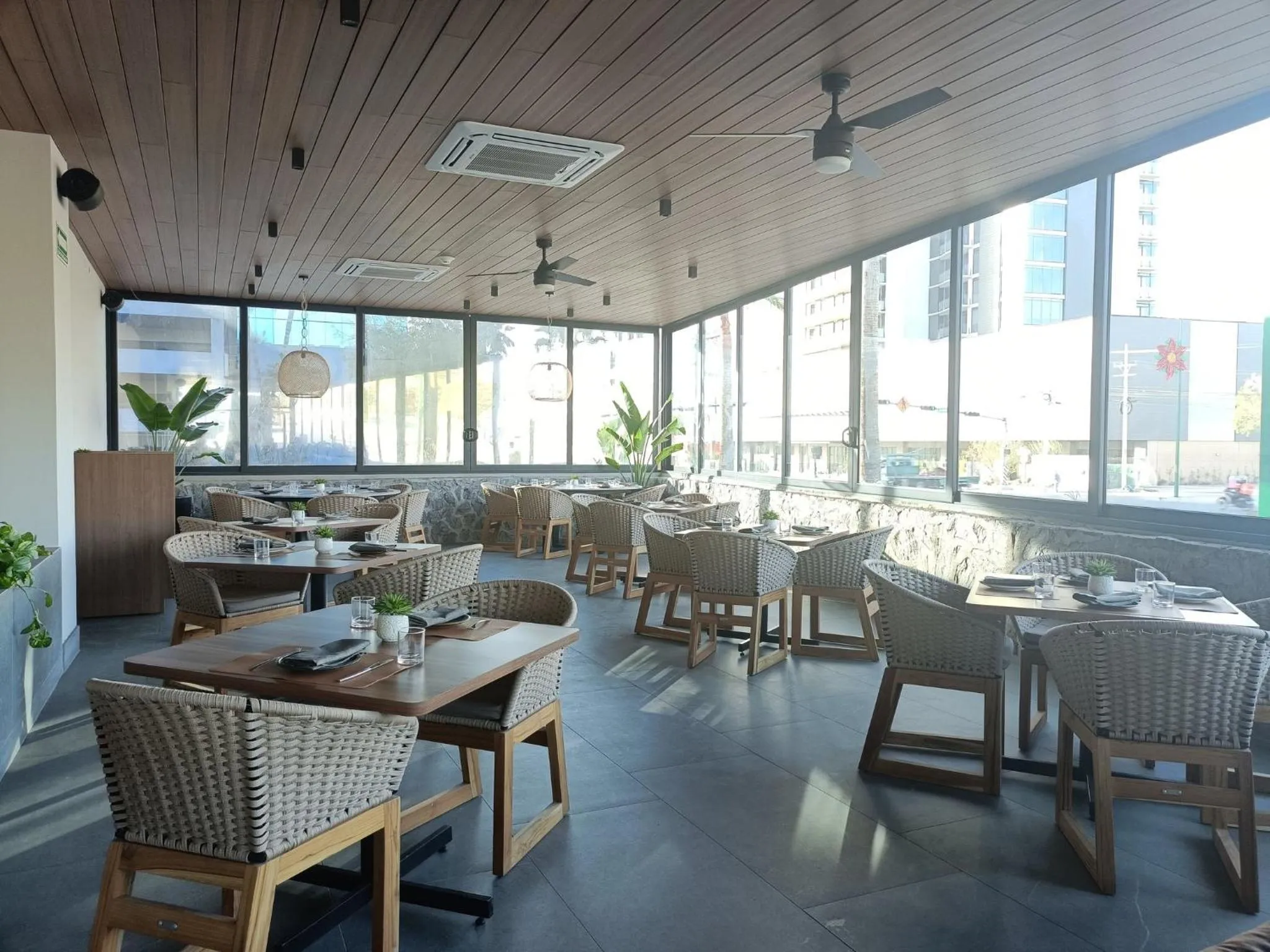 Restaurant/places to eat in voco Hermosillo by IHG