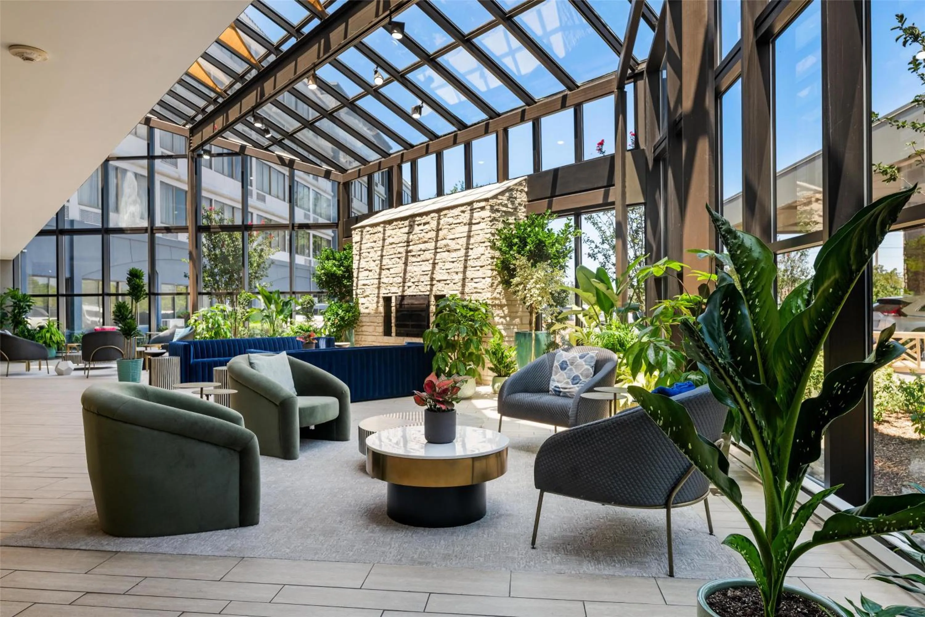 Lobby or reception in DoubleTree by Hilton Fairfield Hotel & Suites