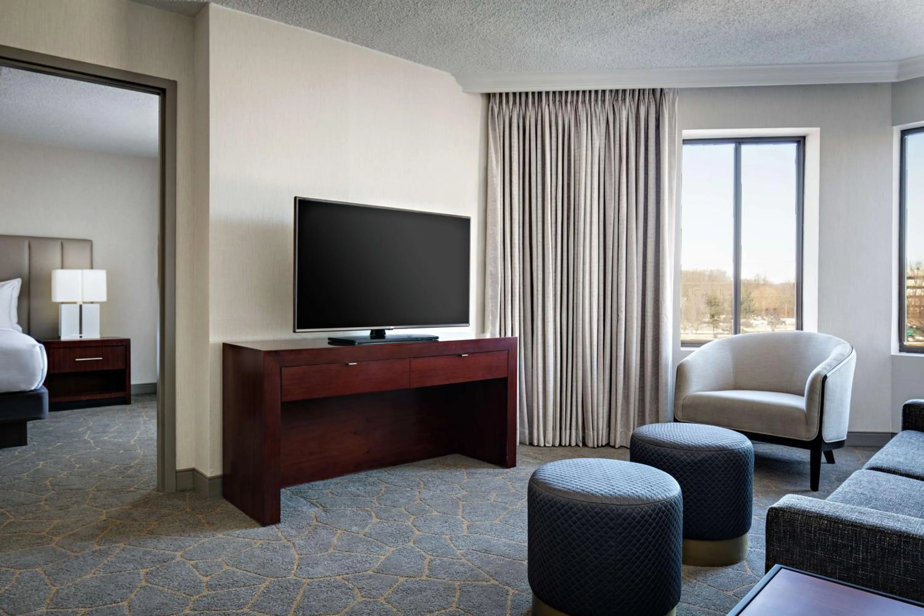 Bedroom in DoubleTree by Hilton Fairfield Hotel & Suites