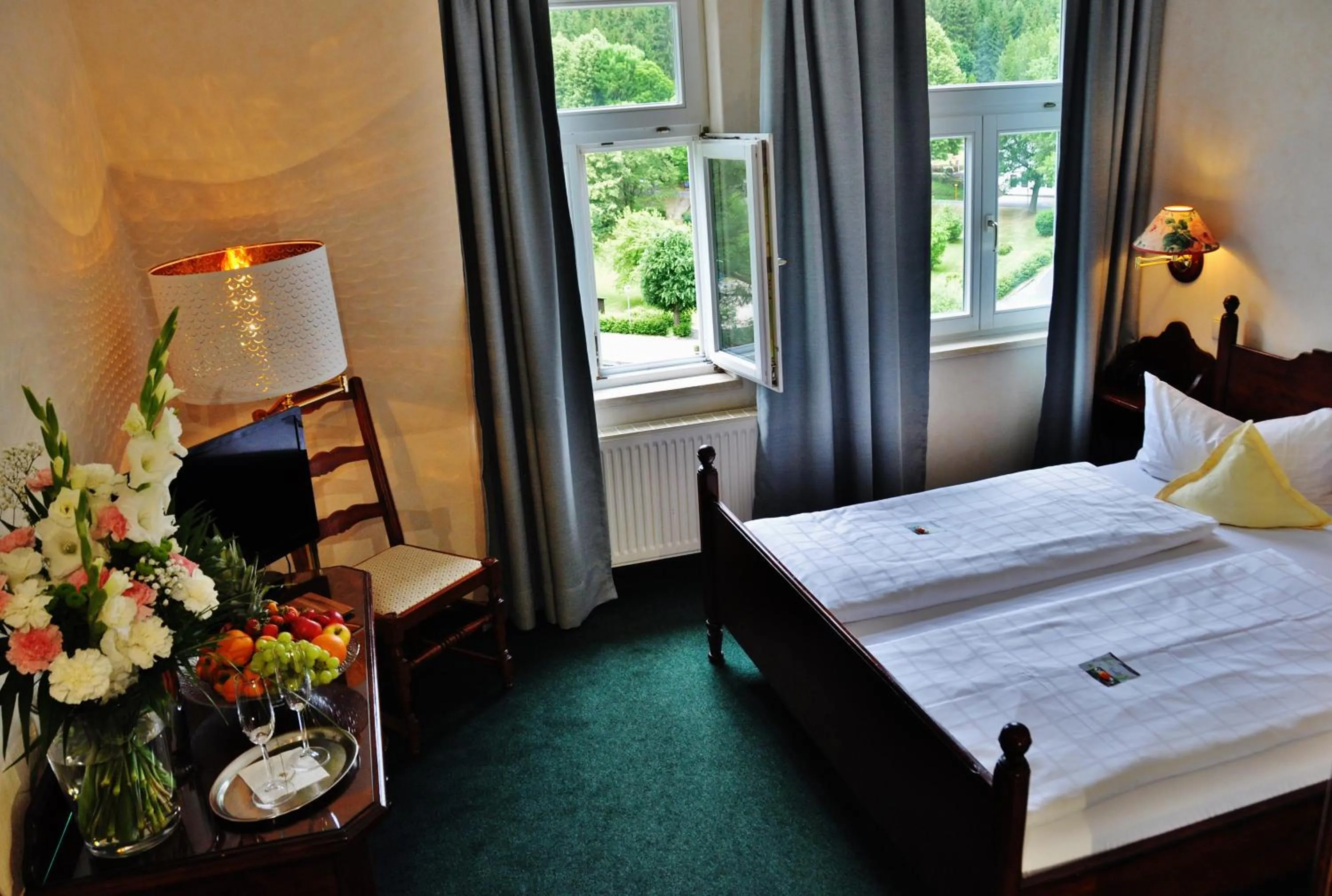 Bed in Flair-Hotel Waldfrieden