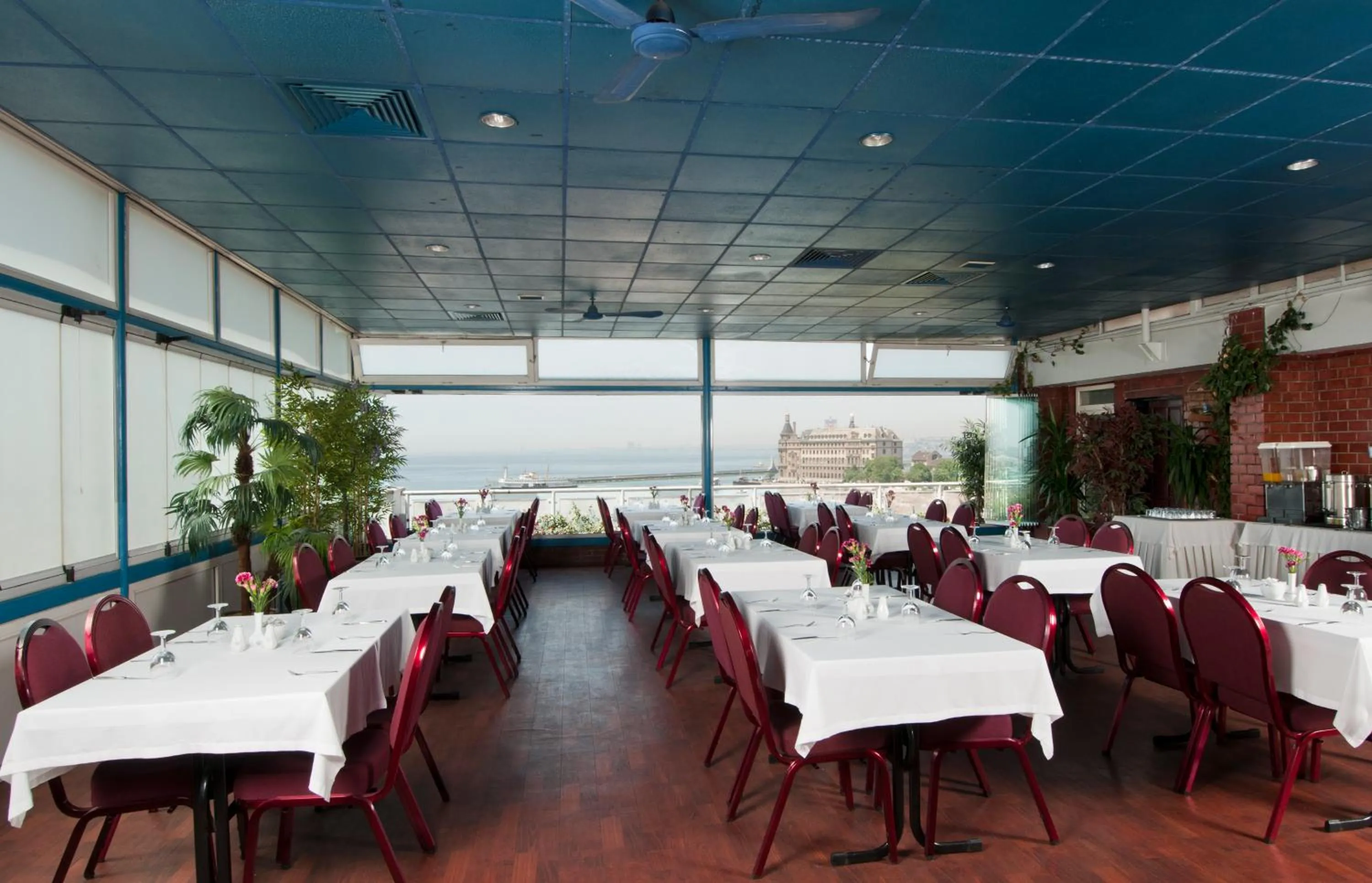 Restaurant/places to eat in Kadıköy Rıhtım Hotel