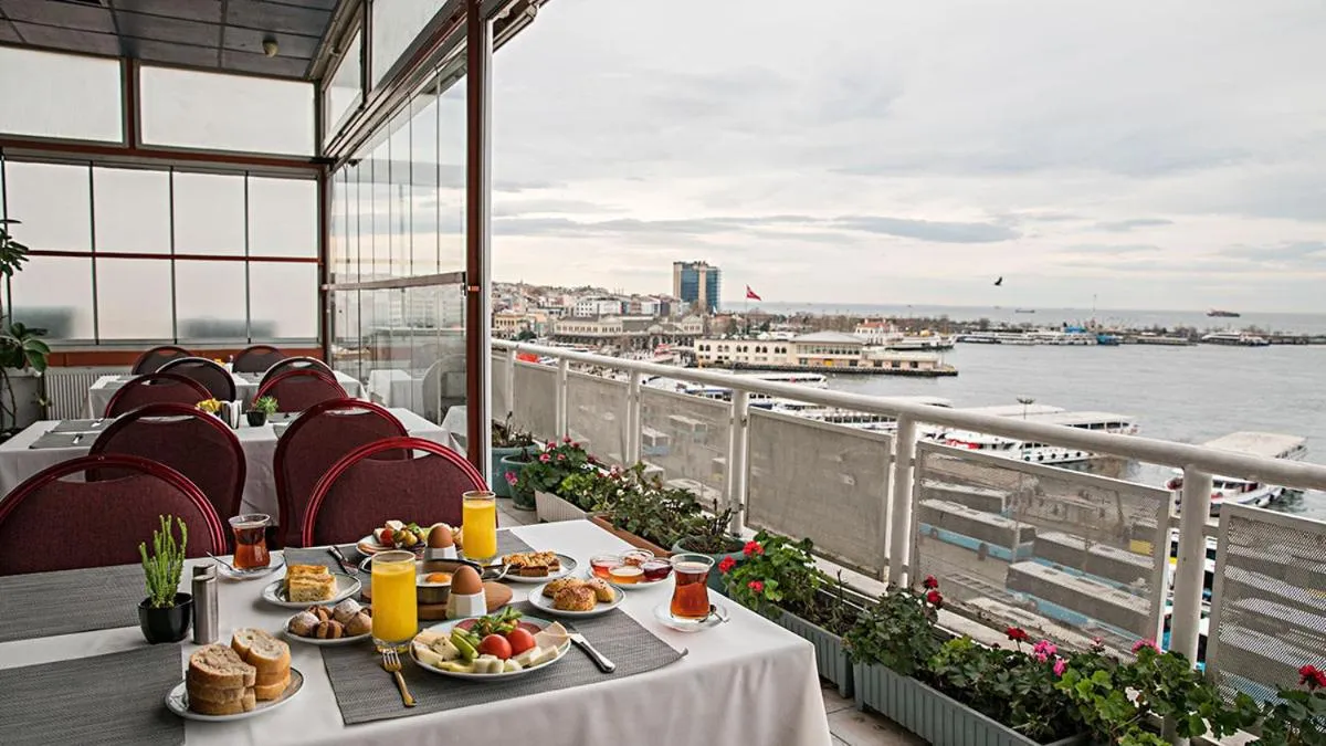 Balcony/Terrace in Kadıköy Rıhtım Hotel