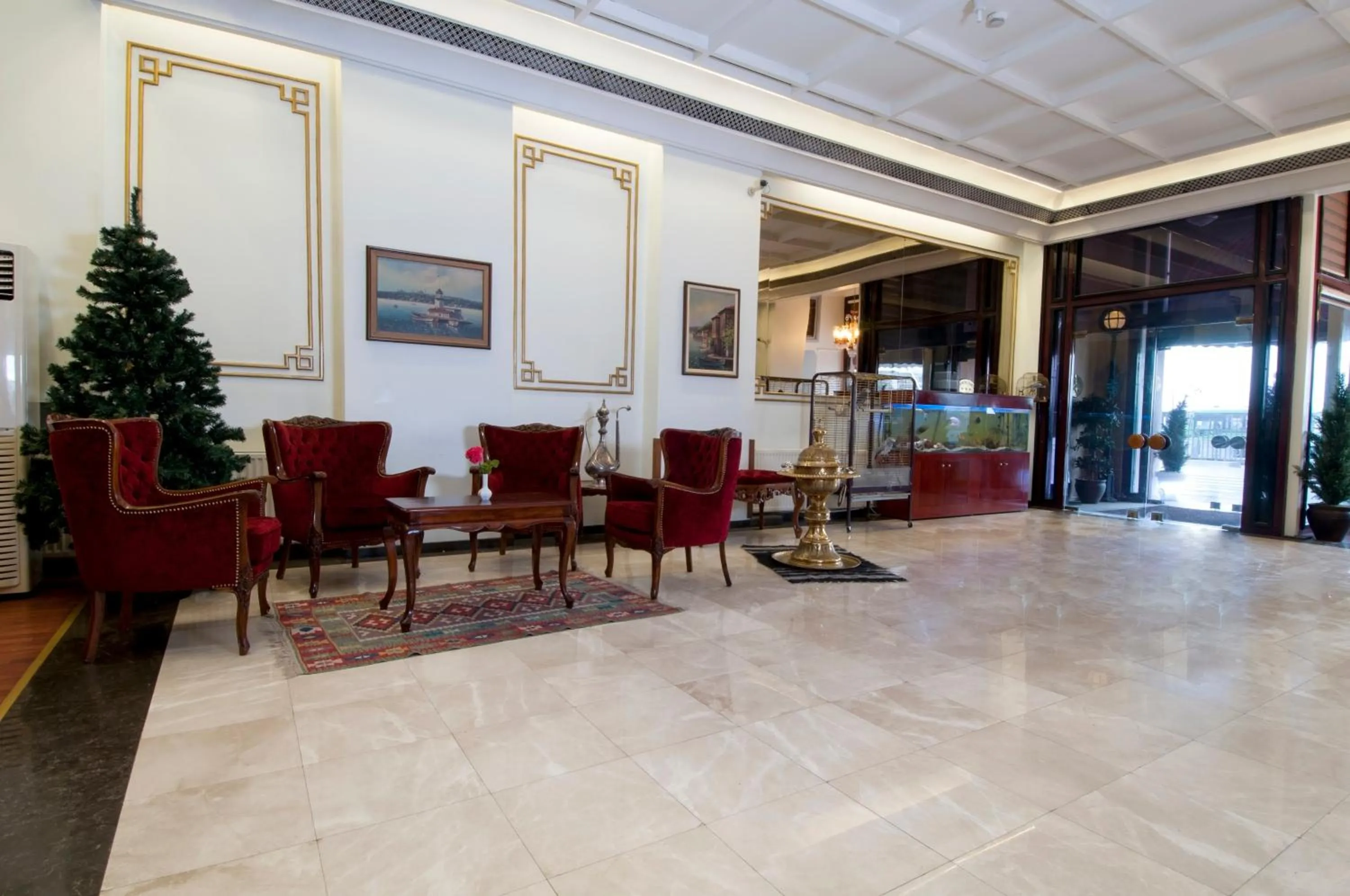 Lounge or bar in Kadıköy Rıhtım Hotel