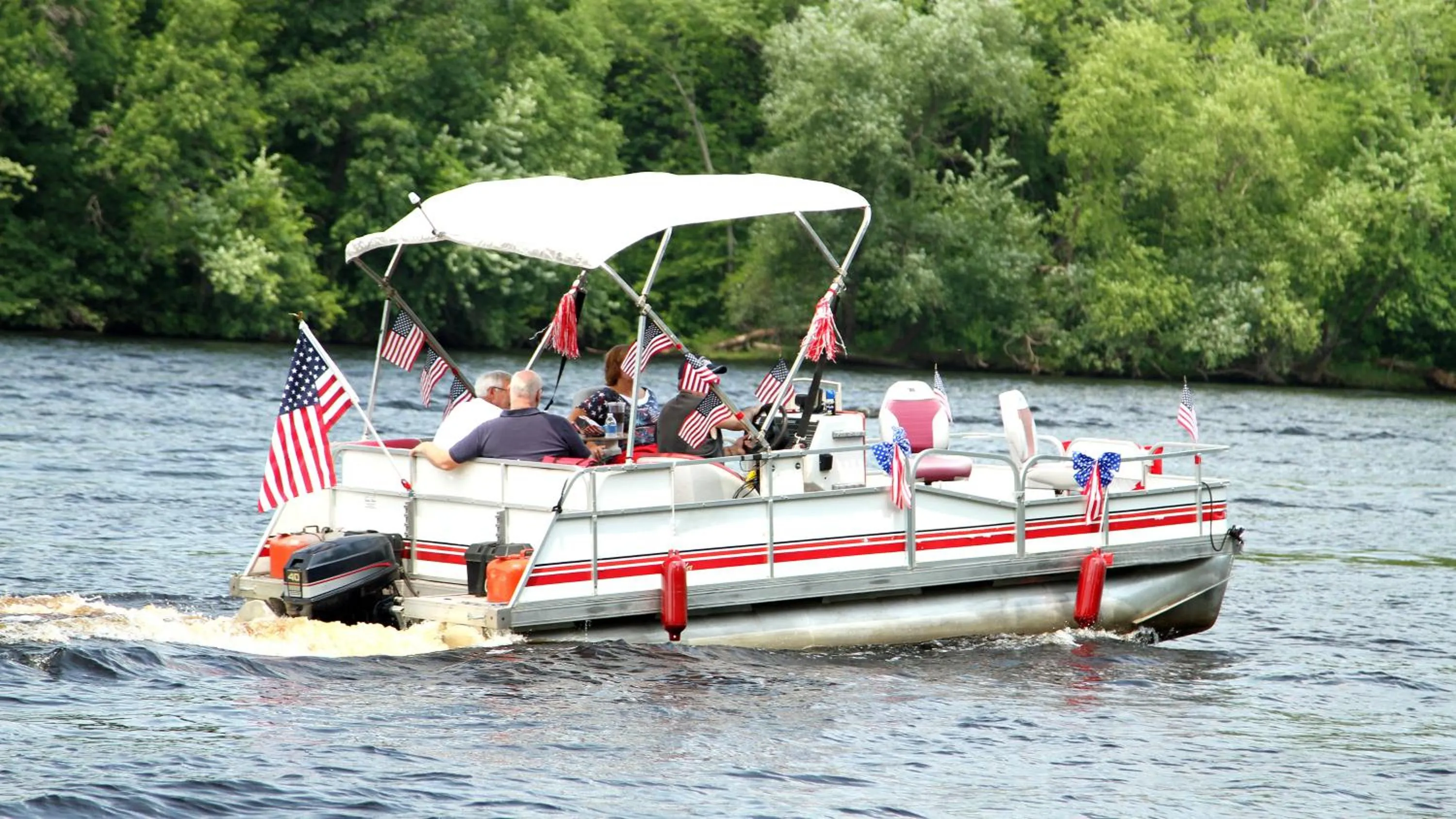 Beach in Holiday Inn Detroit Lakes by IHG