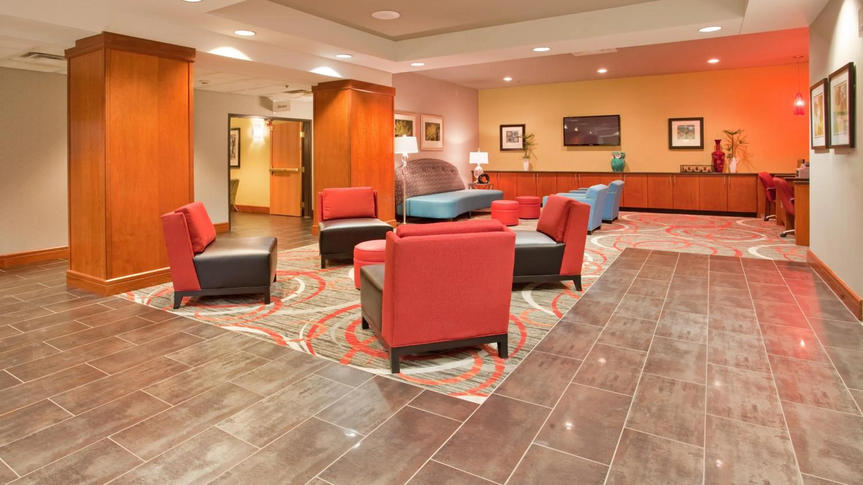 Property building in Holiday Inn Express Fremont by IHG