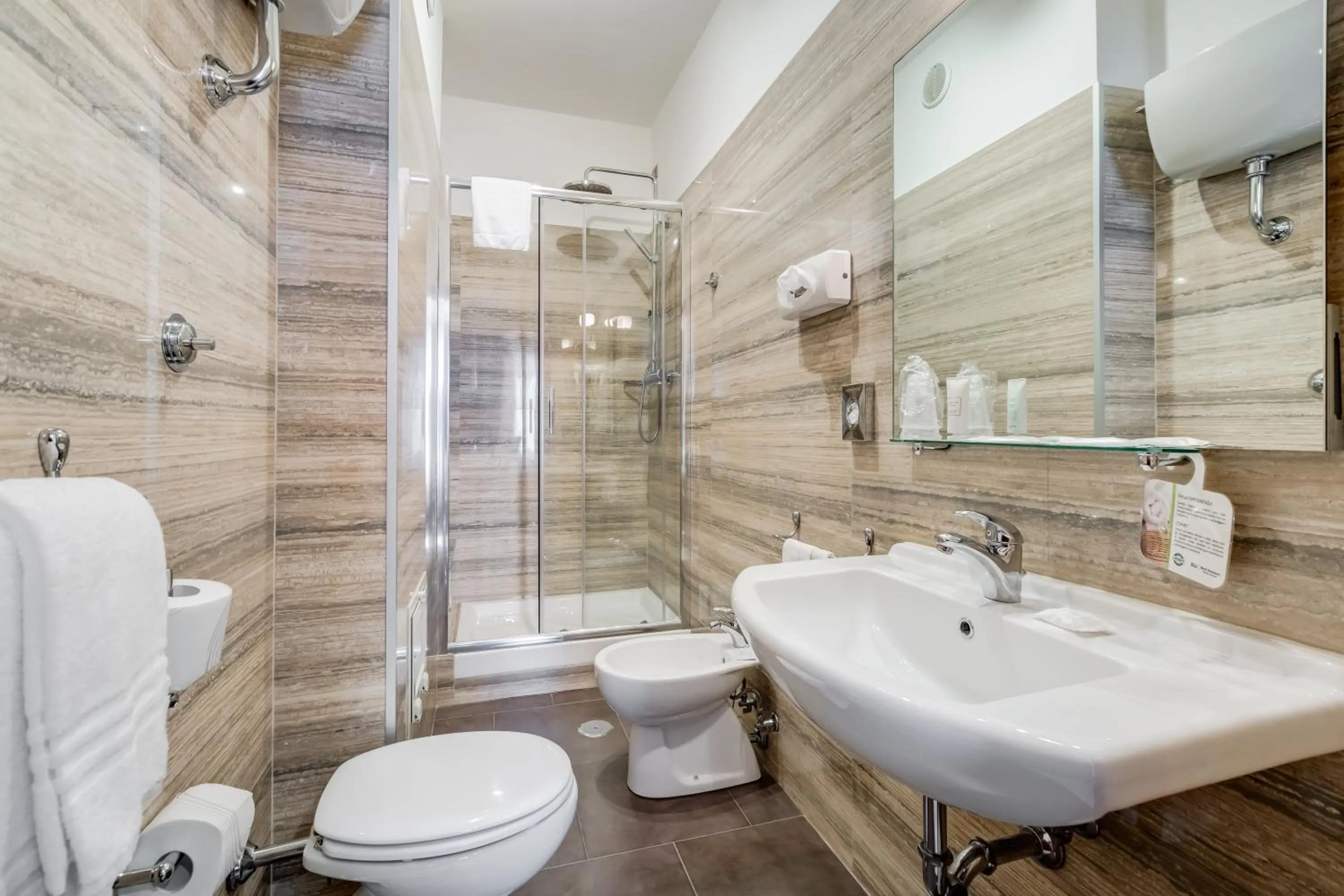 Toilet in Best Western Hotel Rocca