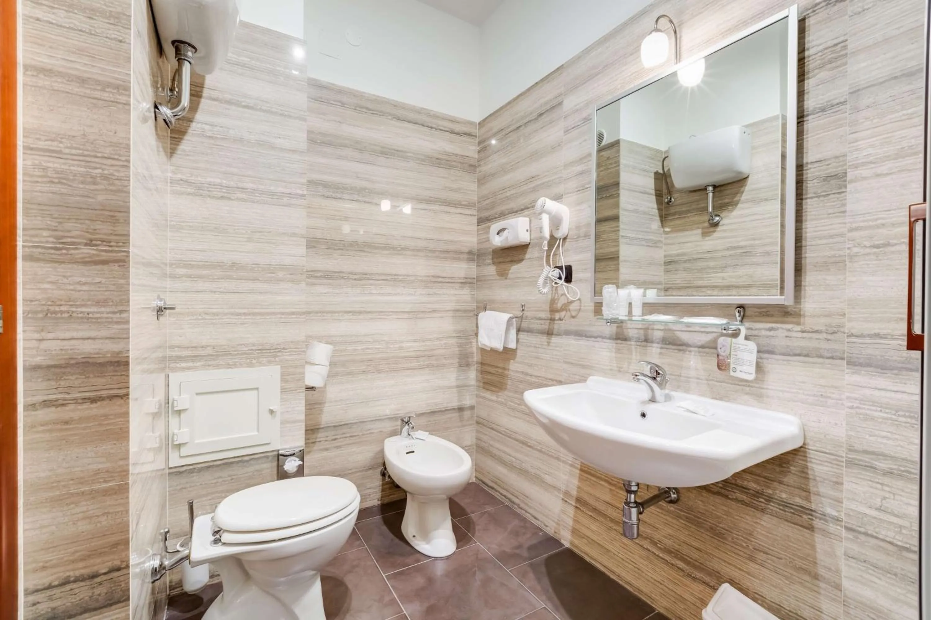 Shower in Best Western Hotel Rocca