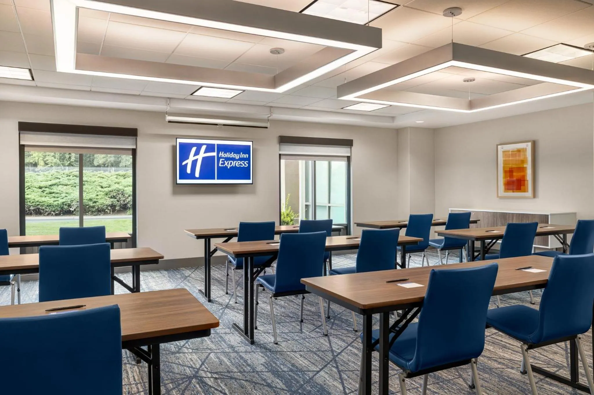 Meeting/conference room in Holiday Inn Express Hotel & Suites Hagerstown by IHG