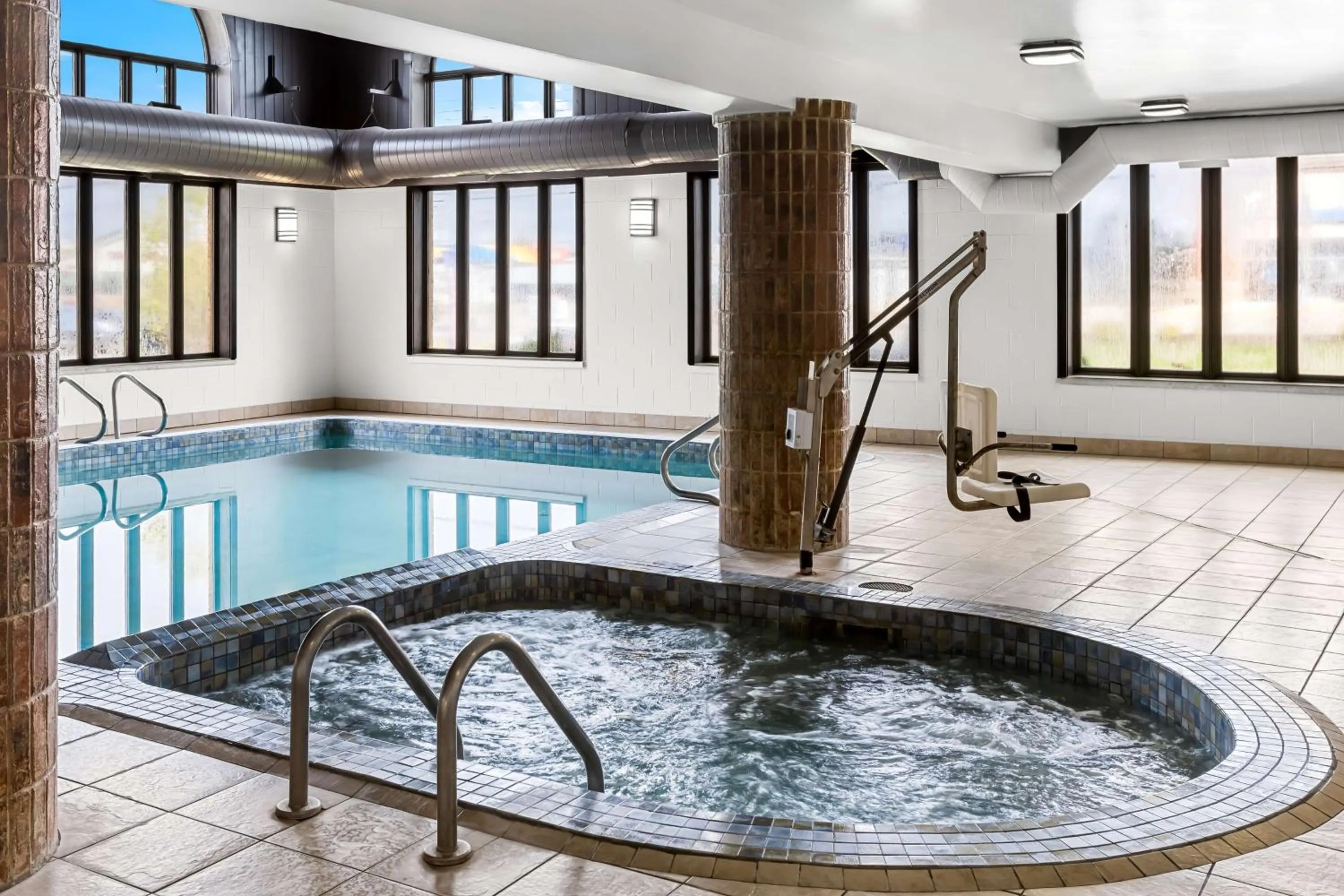 Pool view in Best Western Gaylord