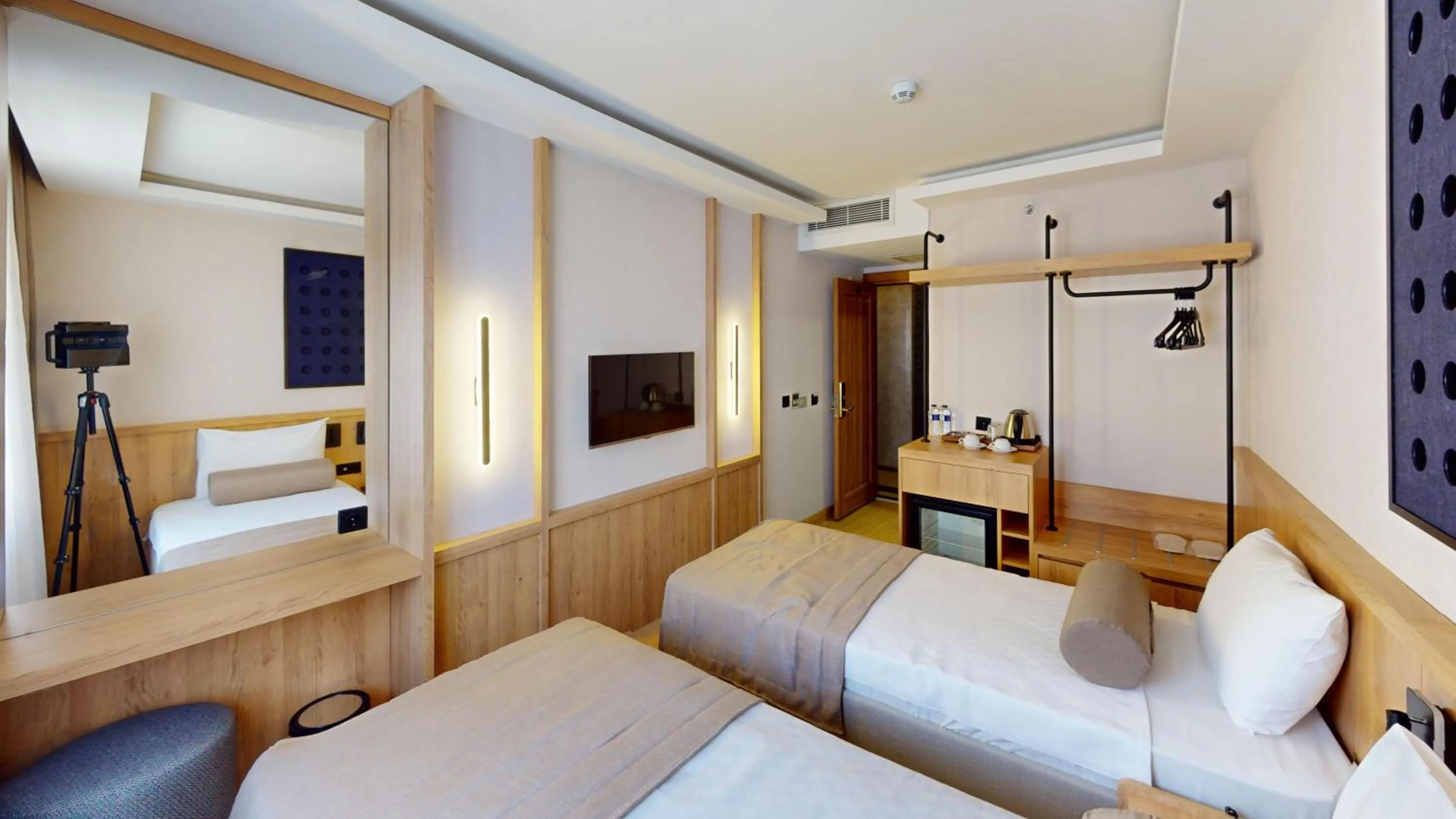 TV and multimedia, Bed in Istanbul River Hotel