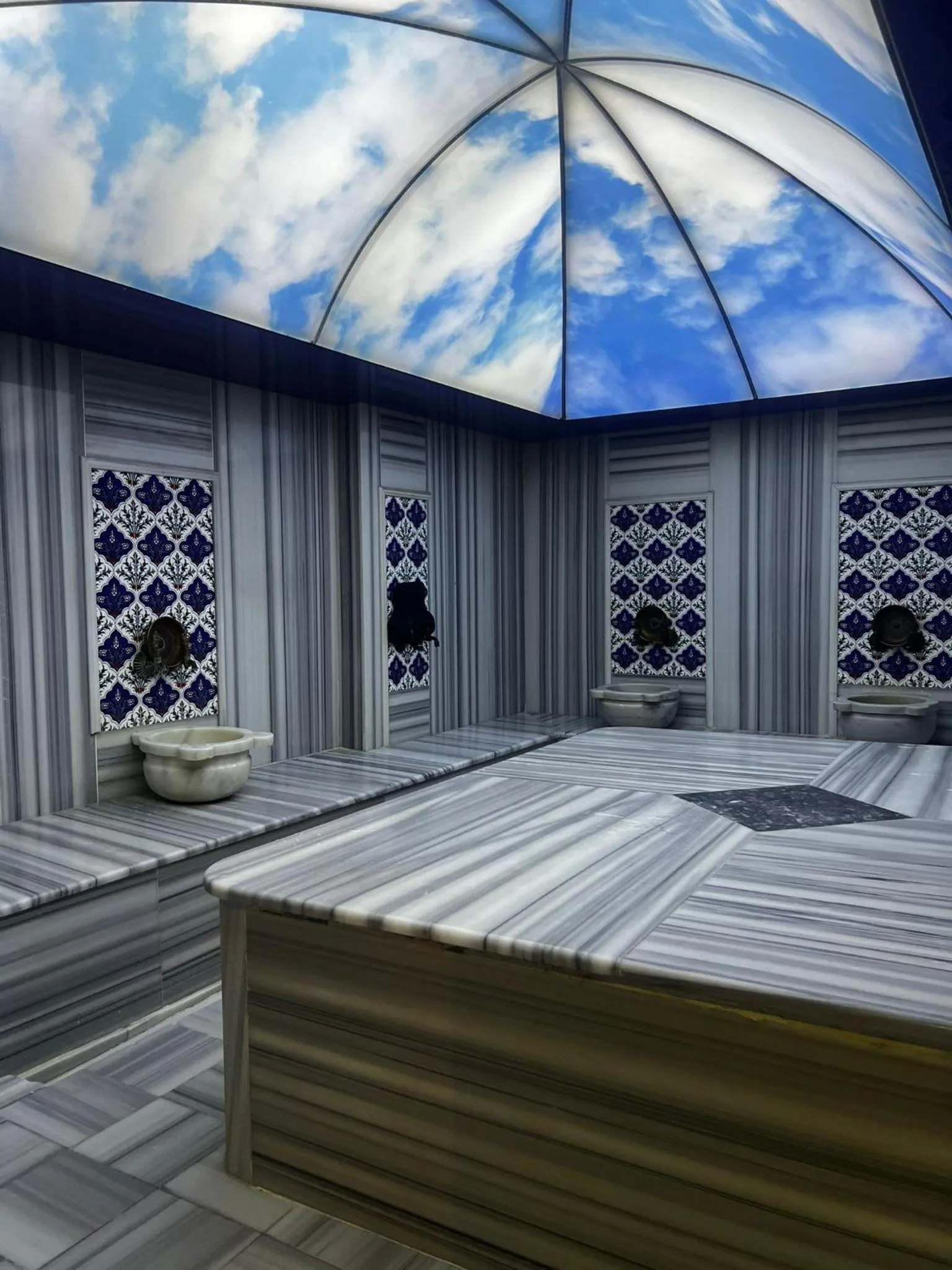 Photo of the whole room, Bed in Istanbul River Hotel