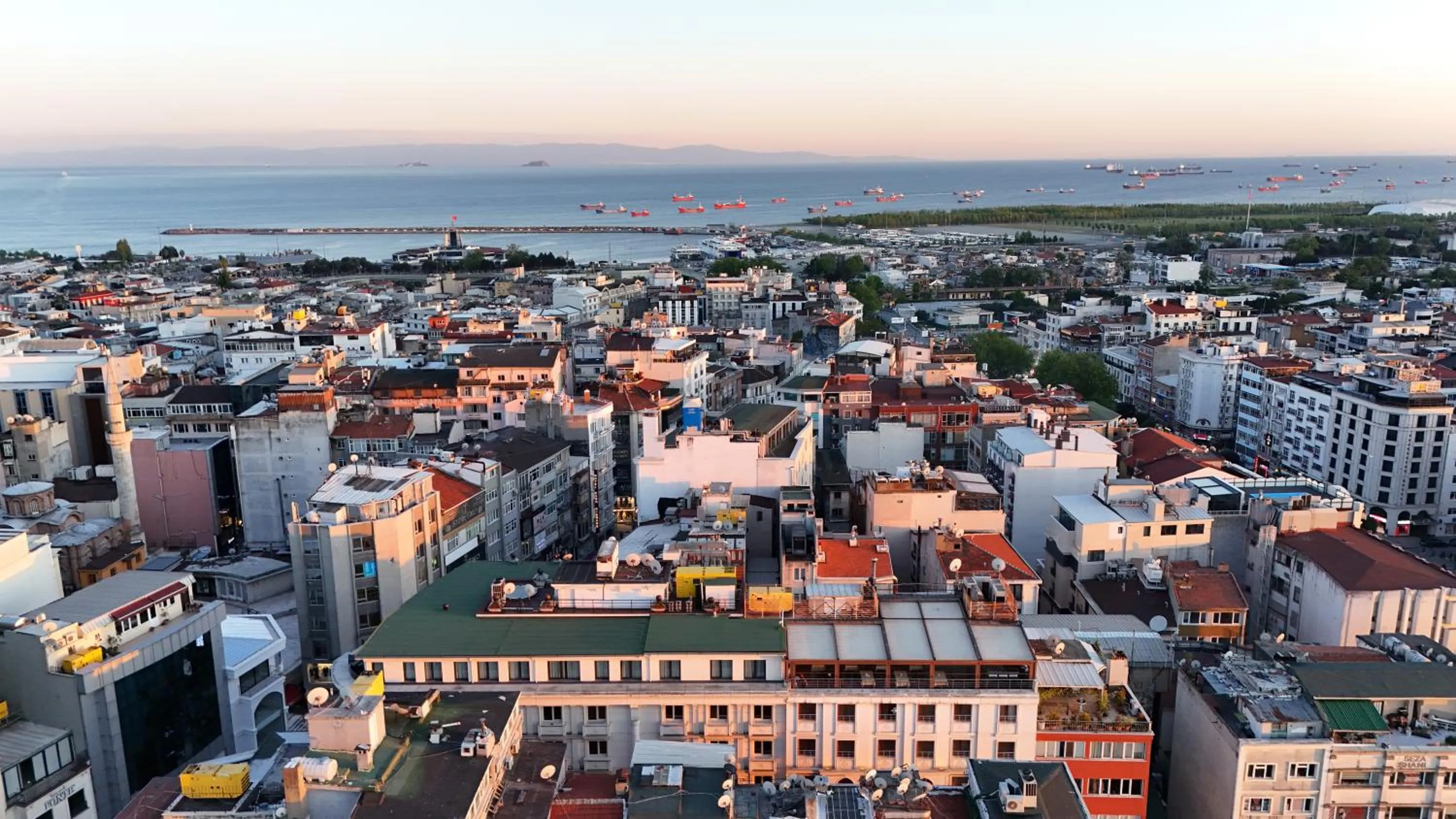 City view in Istanbul River Hotel