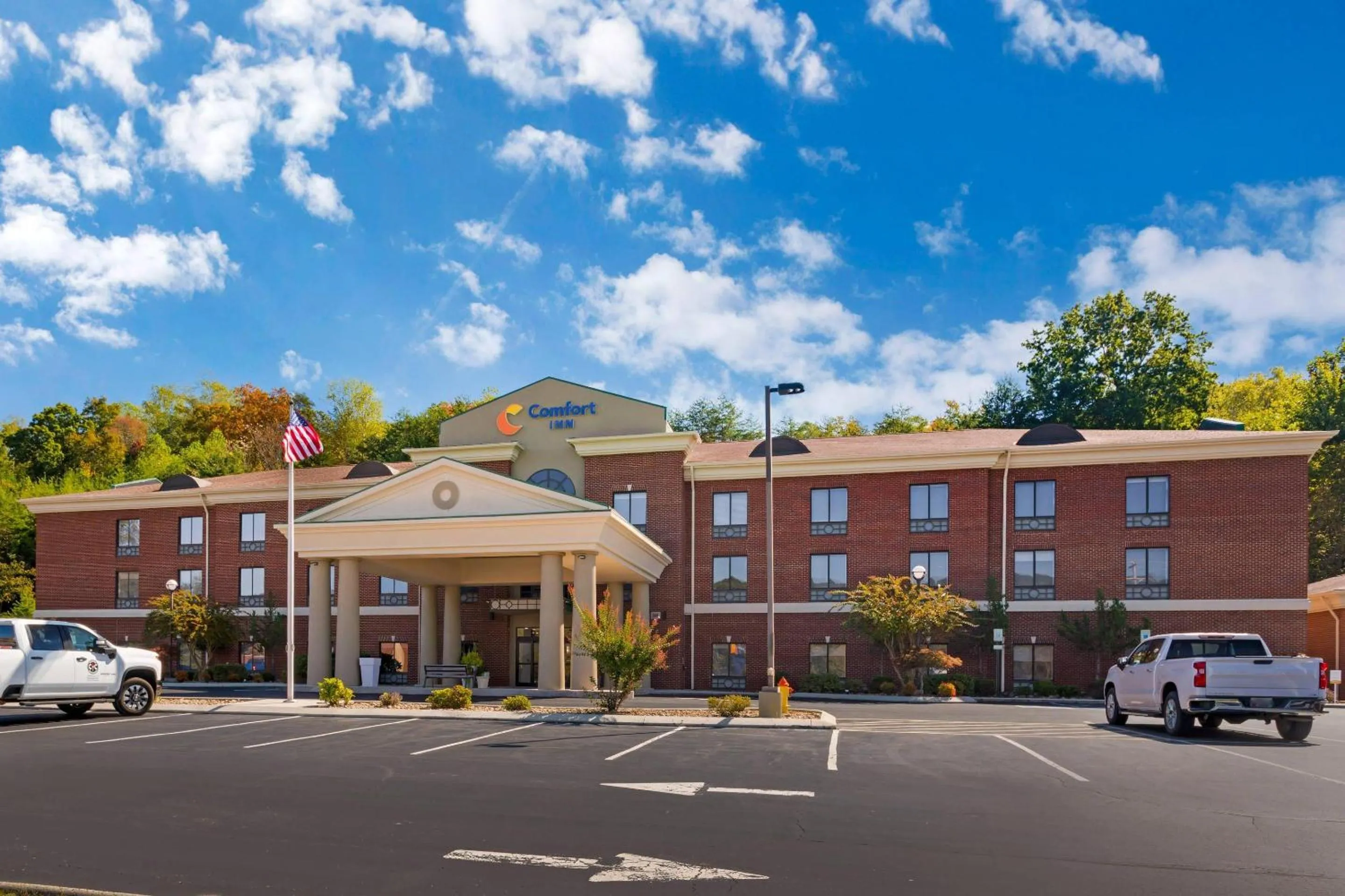 Property building in Comfort Inn Dayton South