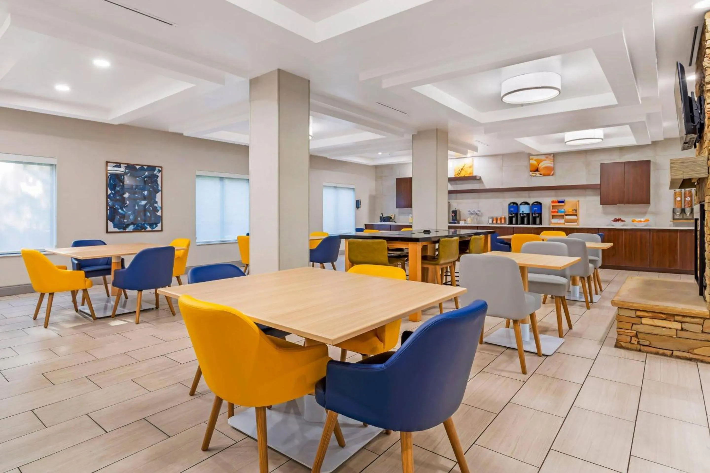 Breakfast in Comfort Inn Dayton South