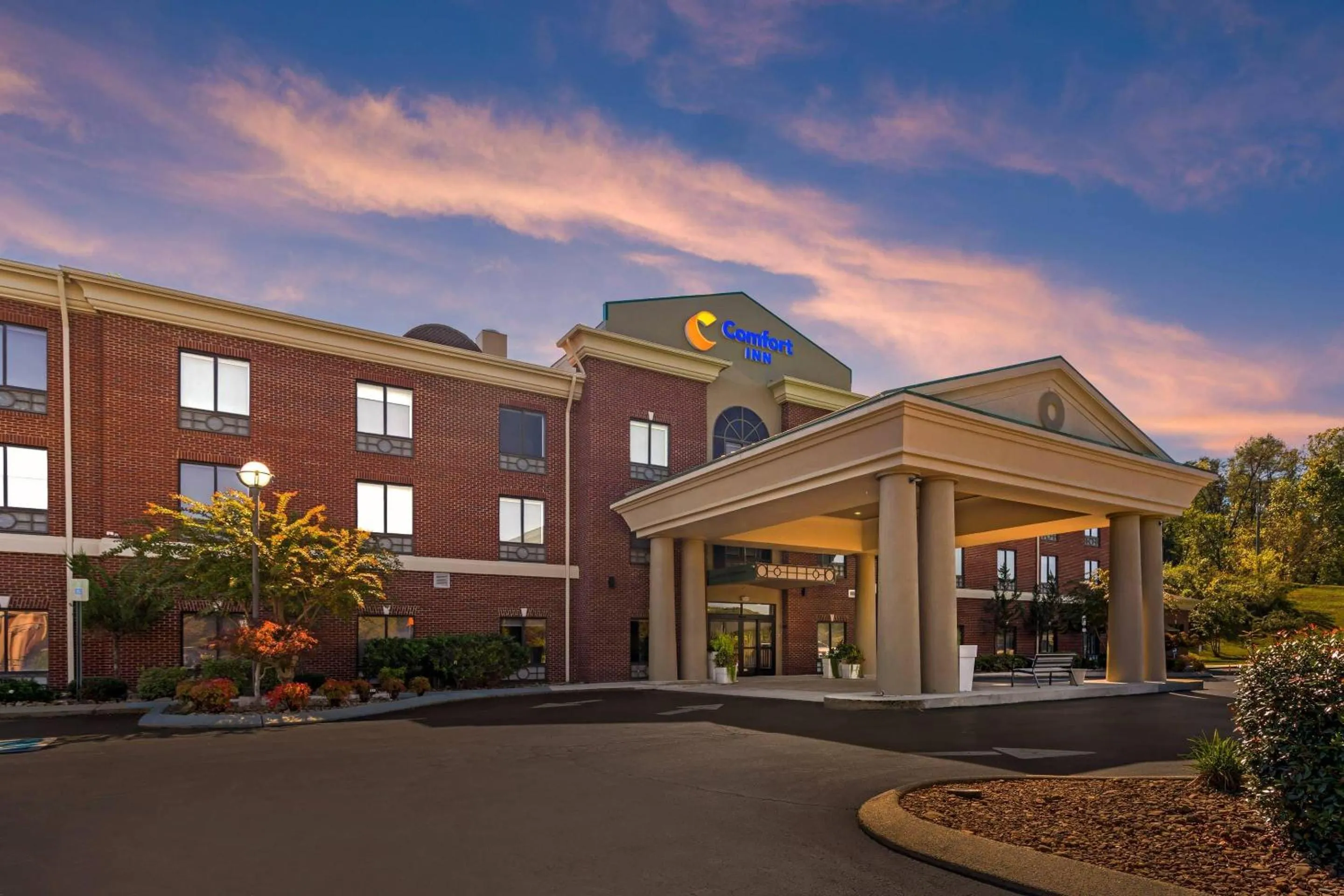 Property building in Comfort Inn Dayton South