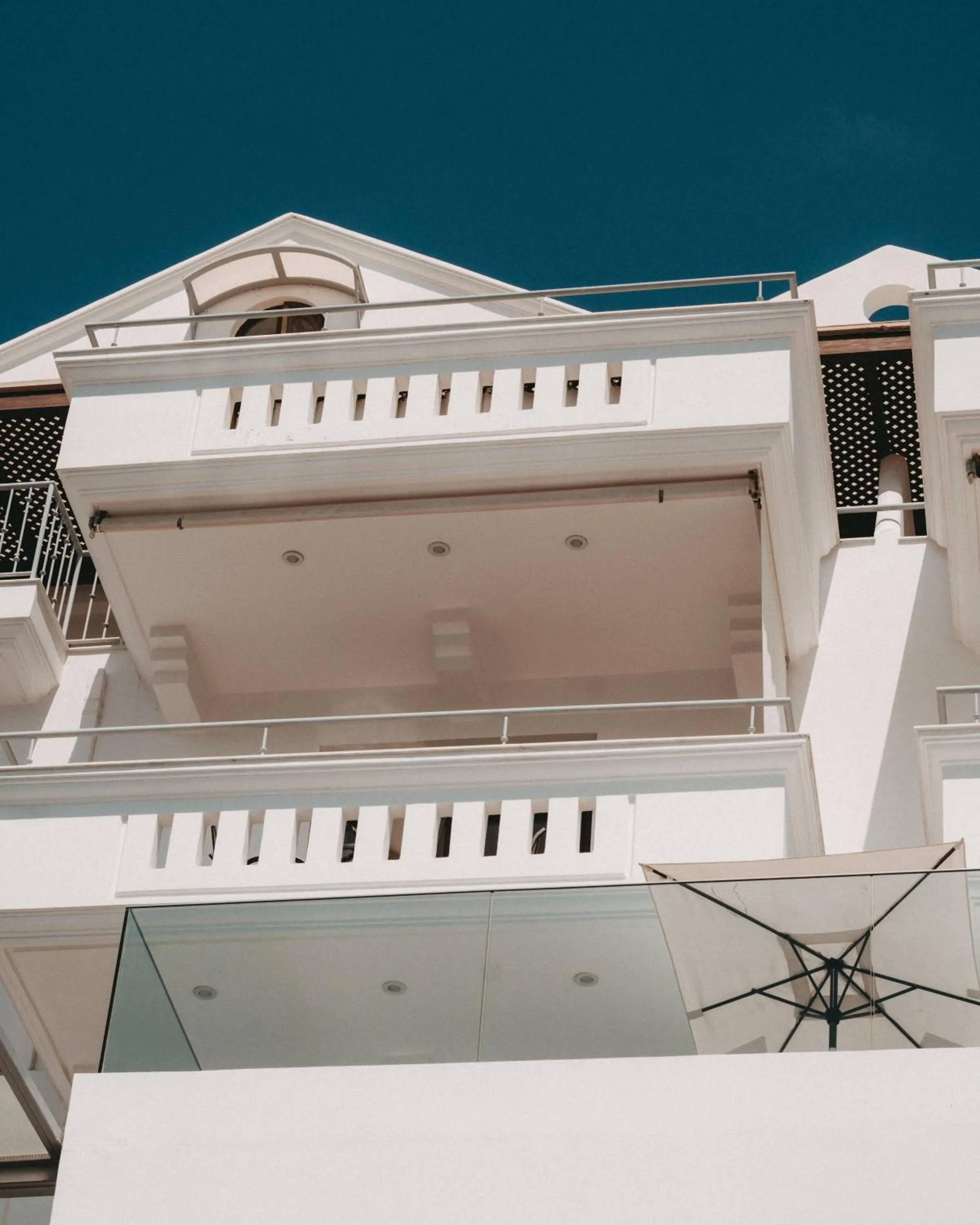 Property building in Porto Kaza