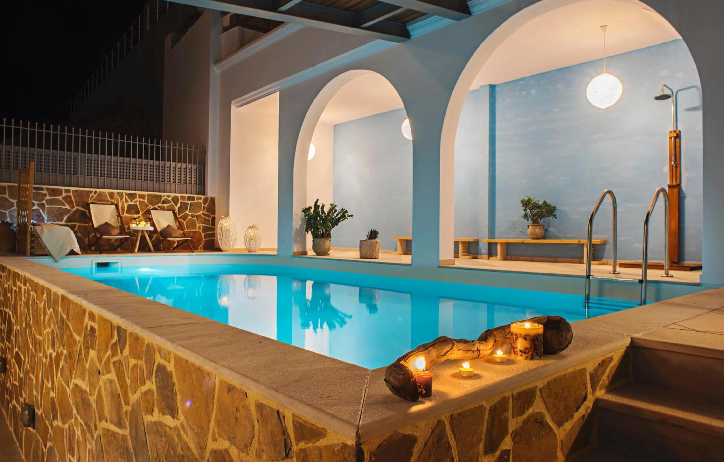 Pool view in Porto Kaza