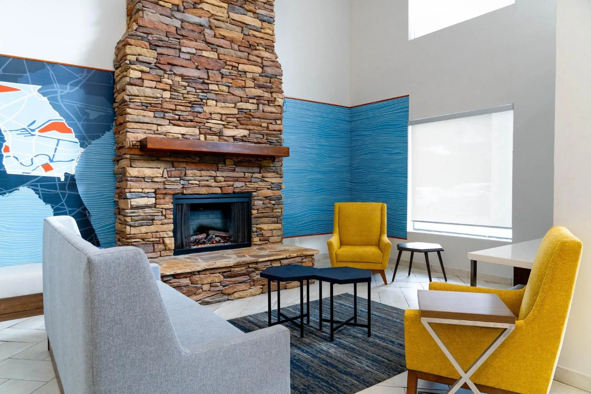 Property building in Holiday Inn Express Hotel & Suites Hiawassee by IHG