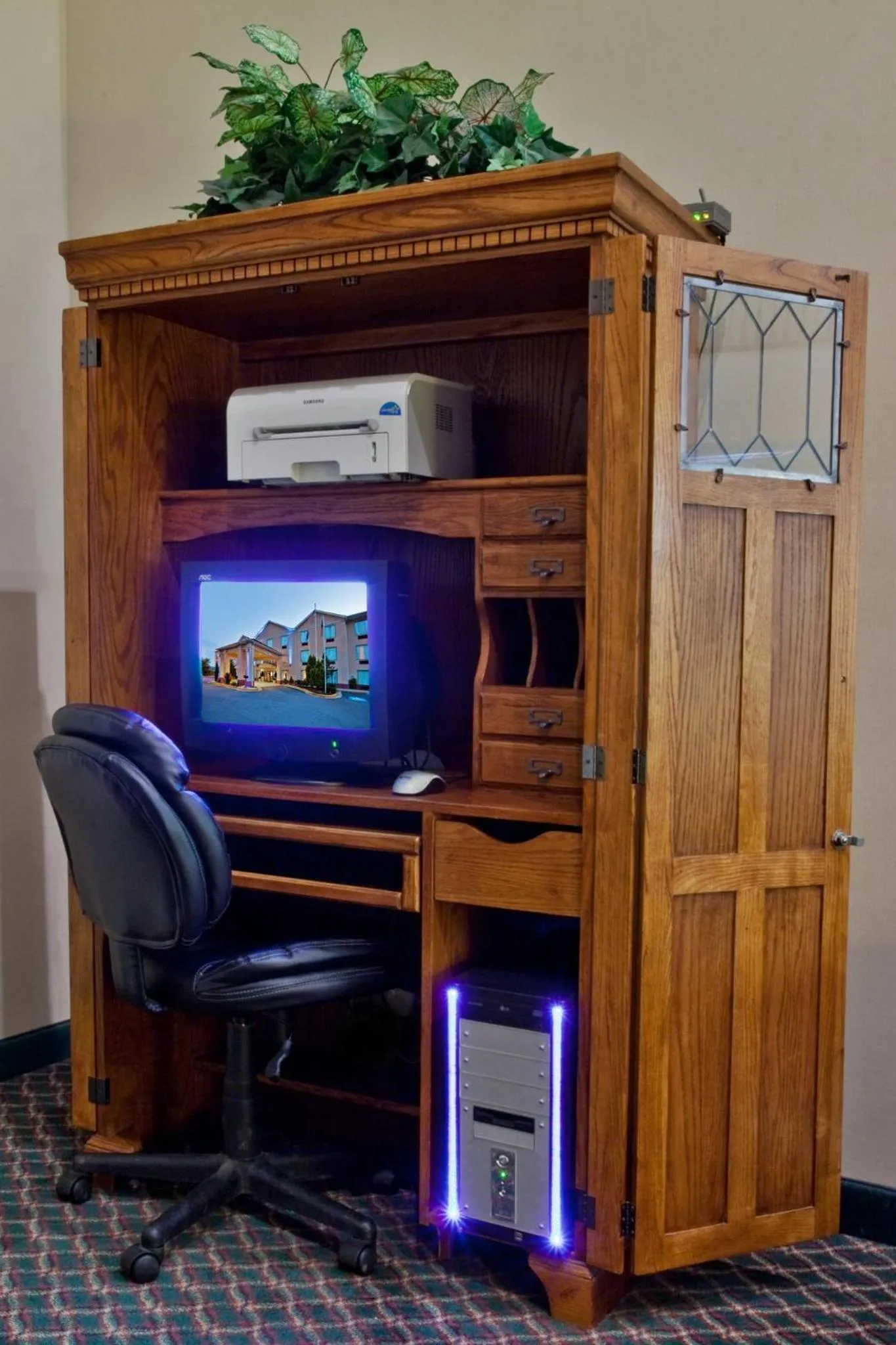 Restaurant/places to eat in Holiday Inn Express Hotel & Suites Hiawassee by IHG