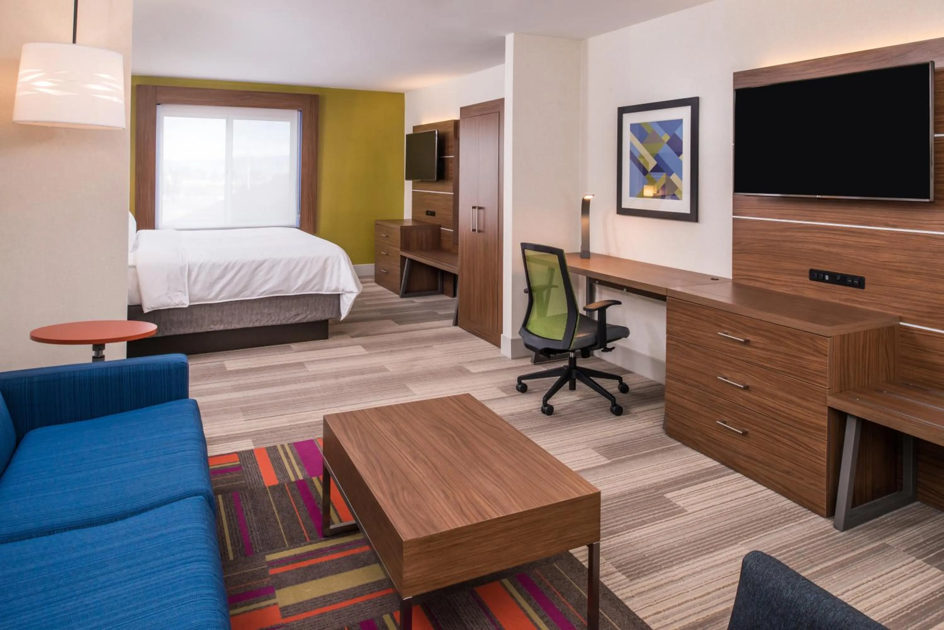 Photo of the whole room, Bed in Holiday Inn Express Sierra Vista by IHG