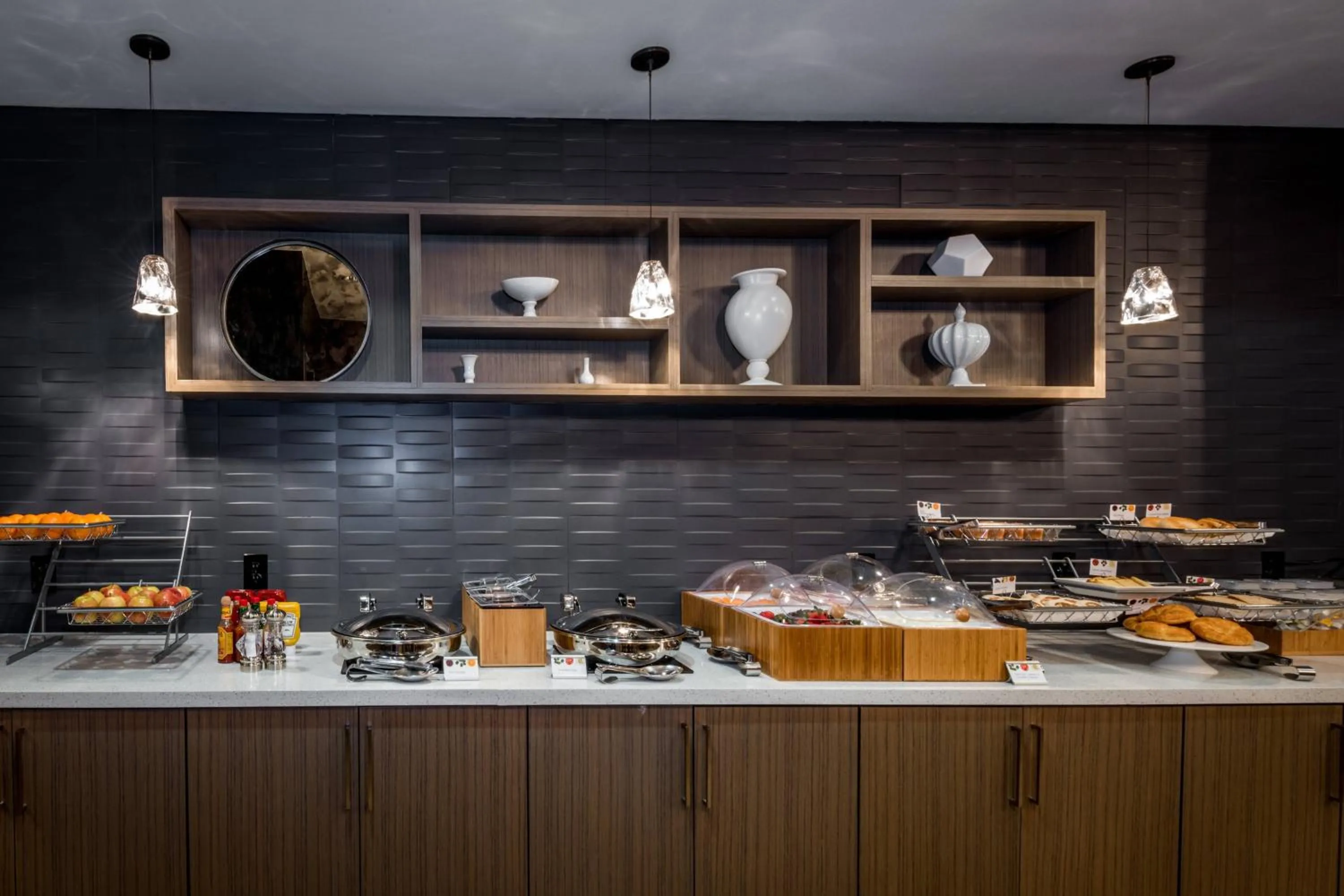 Breakfast in SpringHill Suites by Marriott Denton