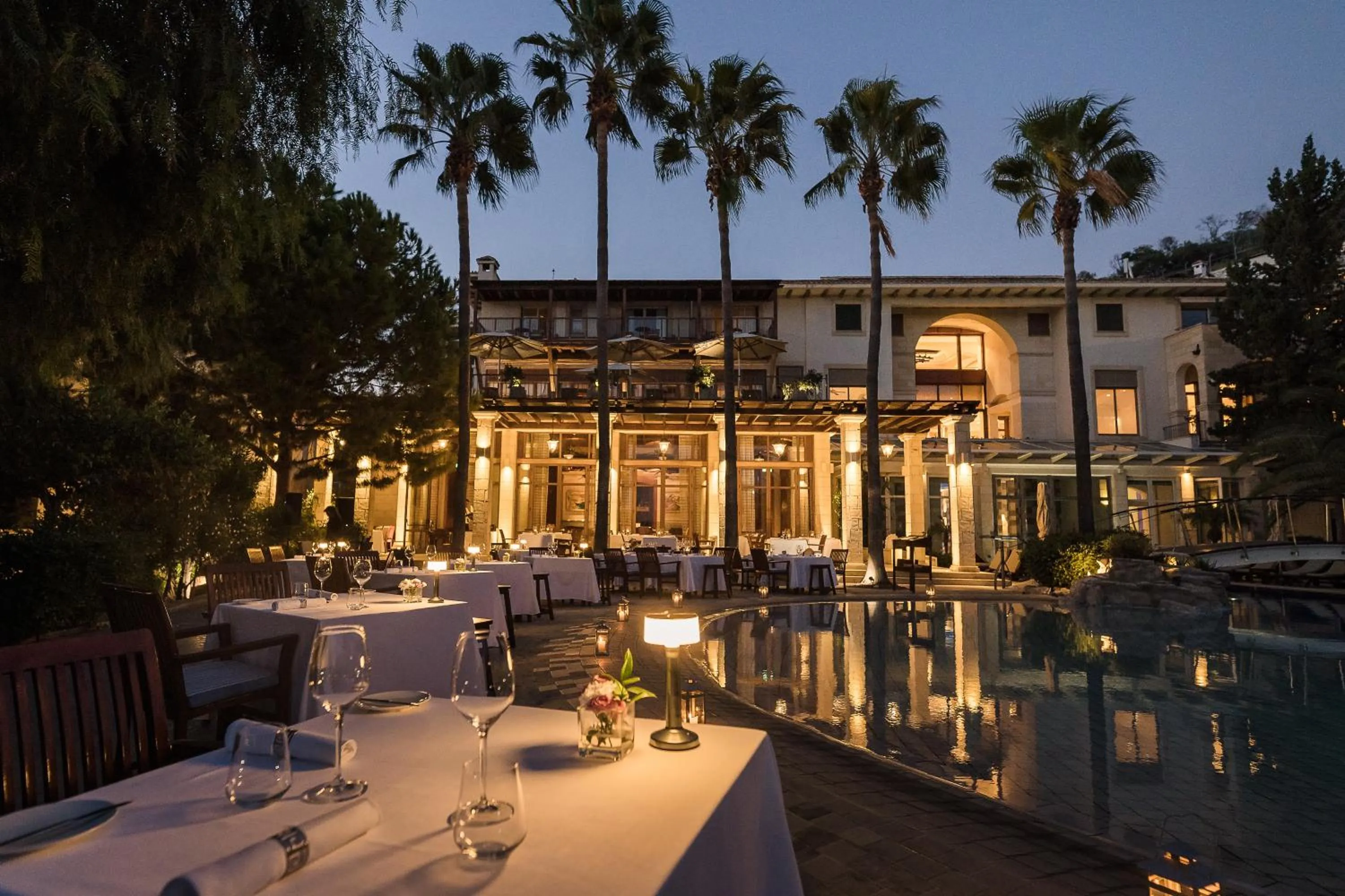 Property building in Columbia Beach Resort