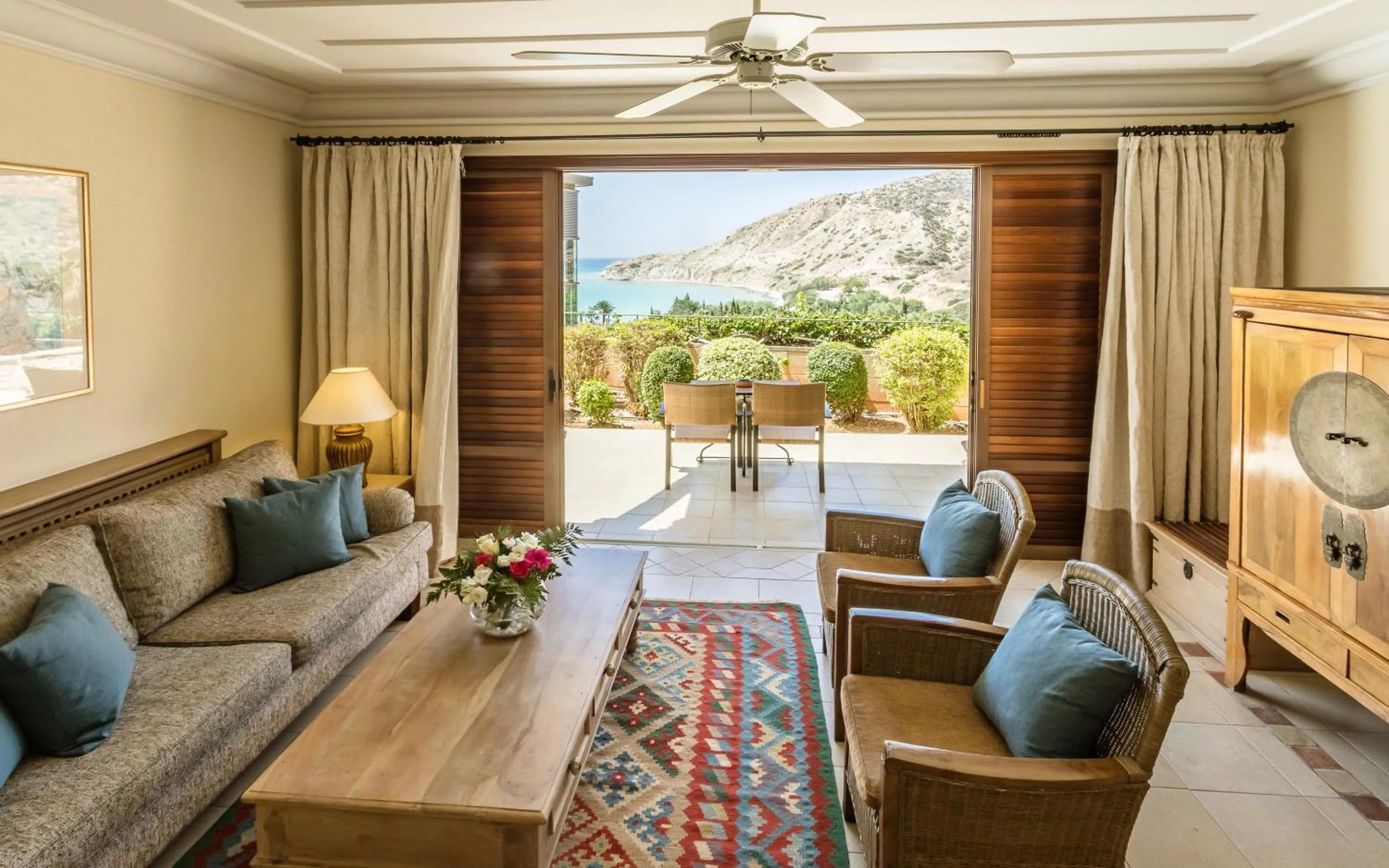 Patio in Columbia Beach Resort