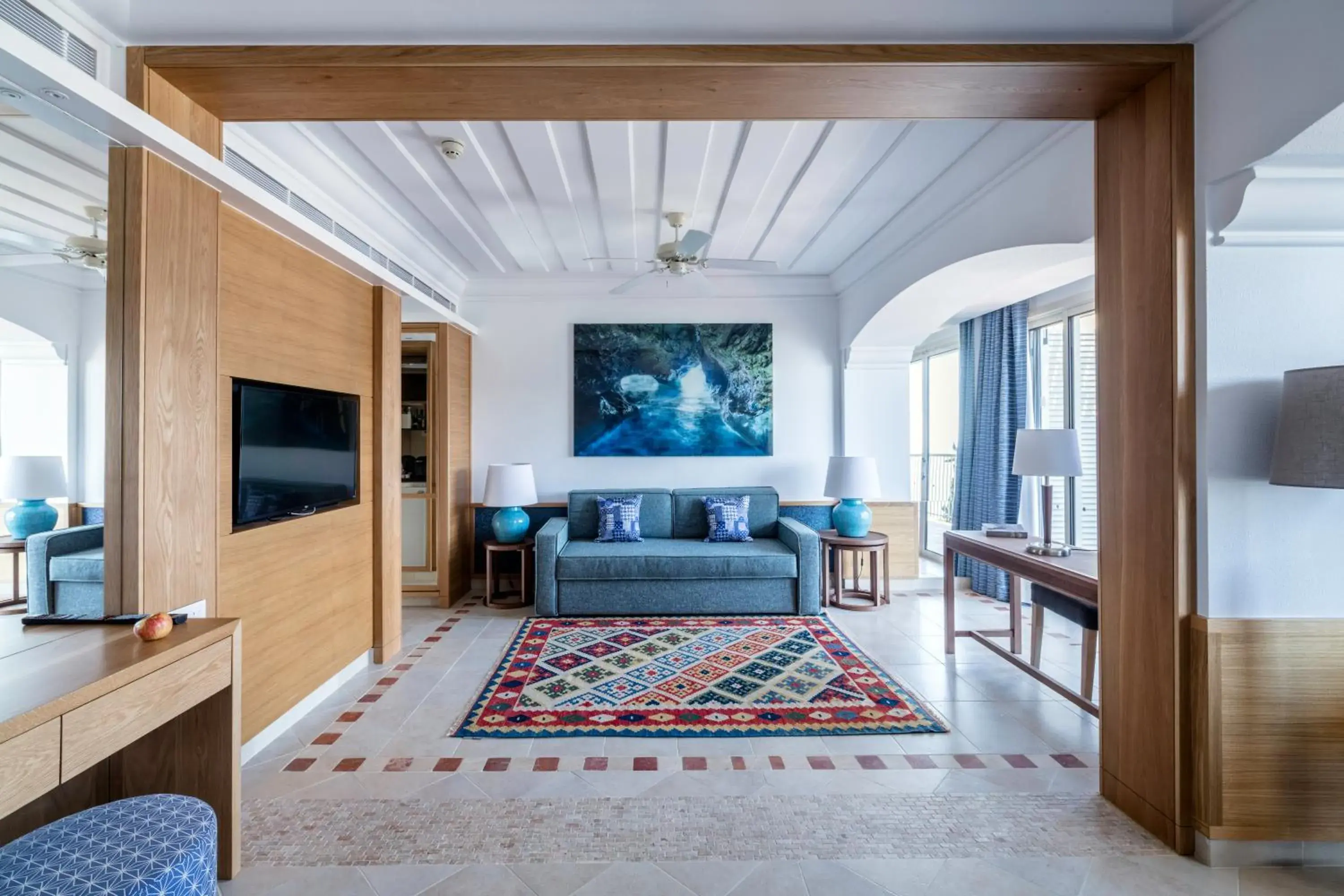 Executive Suite with side Sea View in Columbia Beach Resort Executive Suite with side Sea View in Columbia Beach Resort