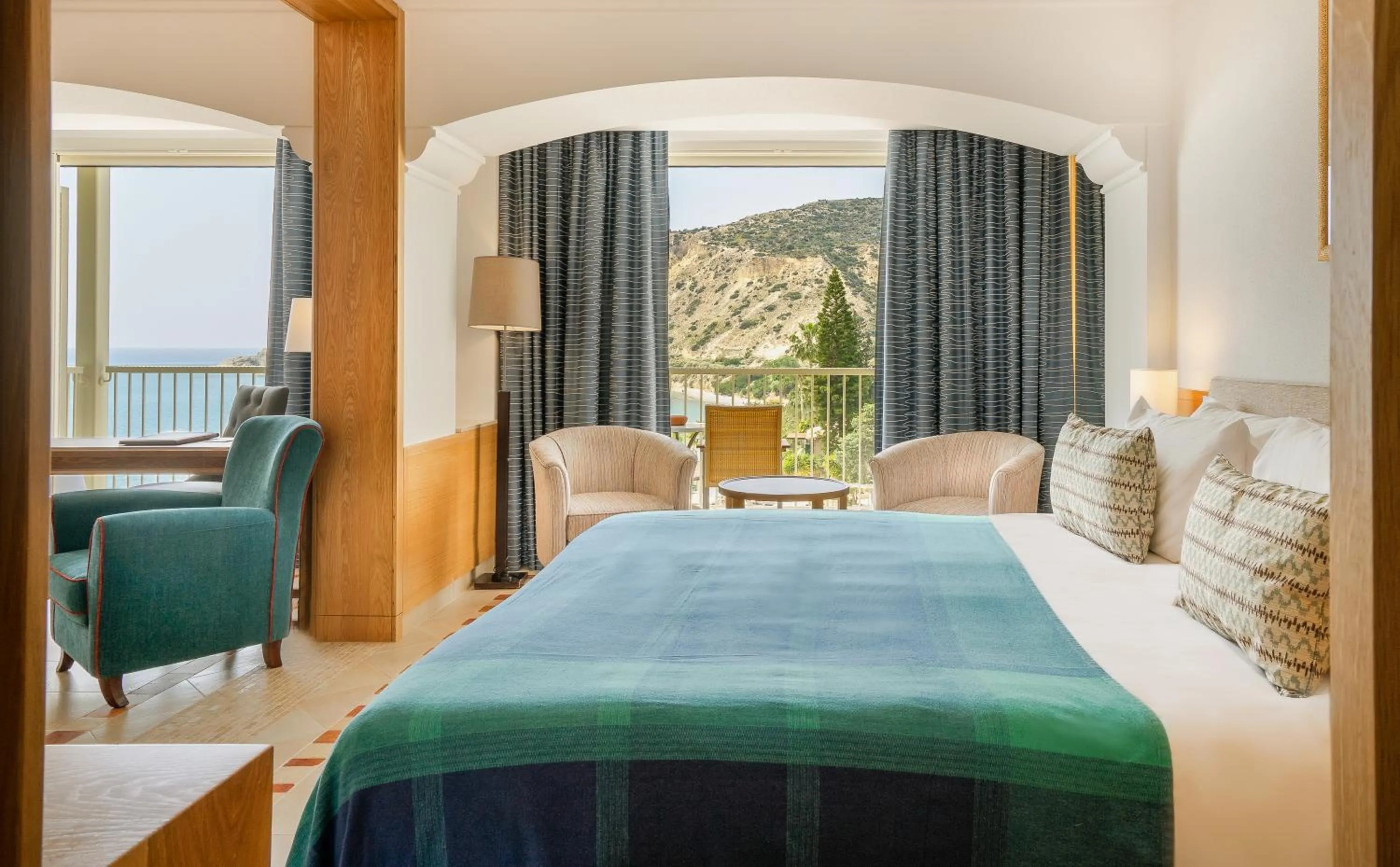 Natural landscape, Bed in Columbia Beach Resort