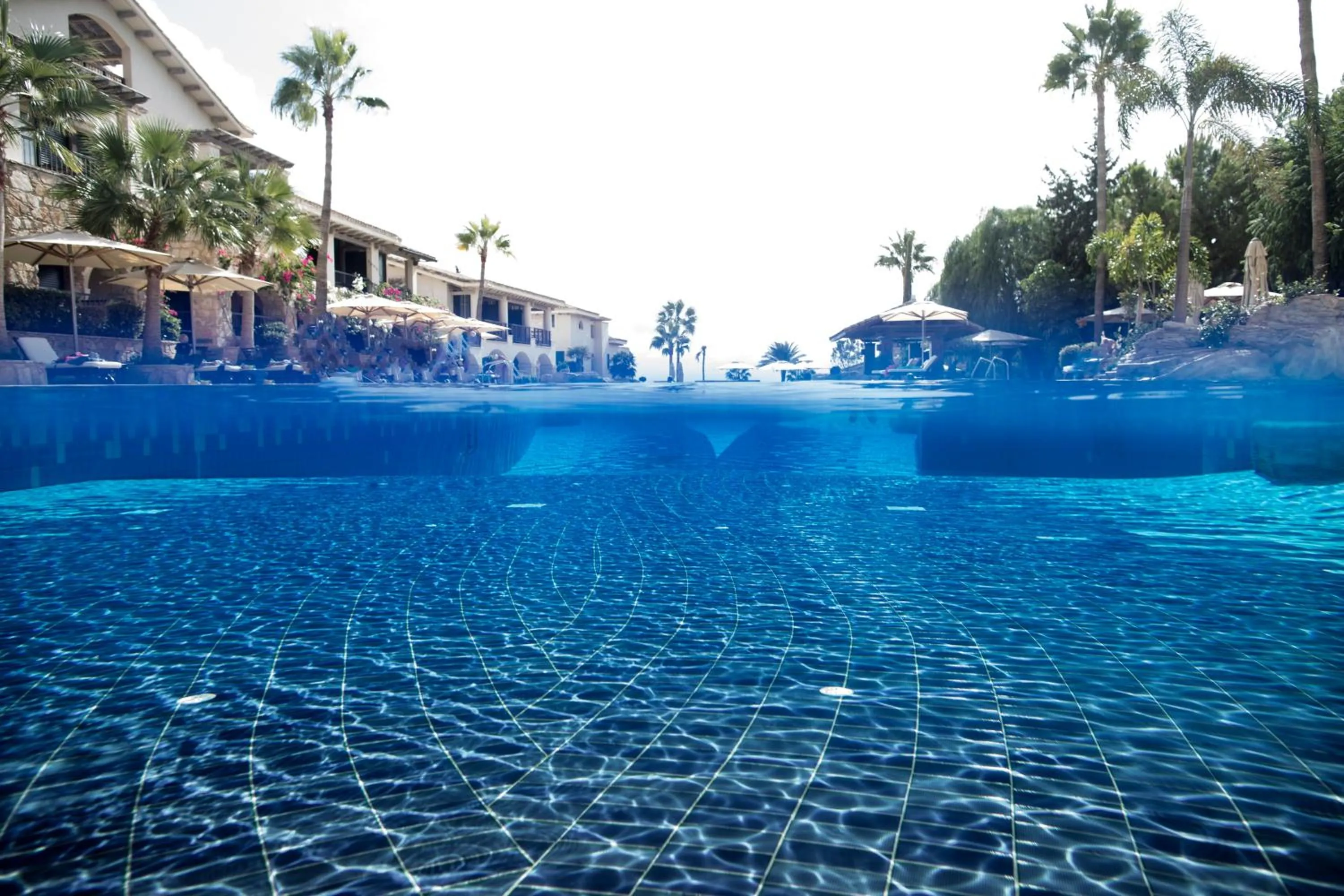Pool view in Columbia Beach Resort