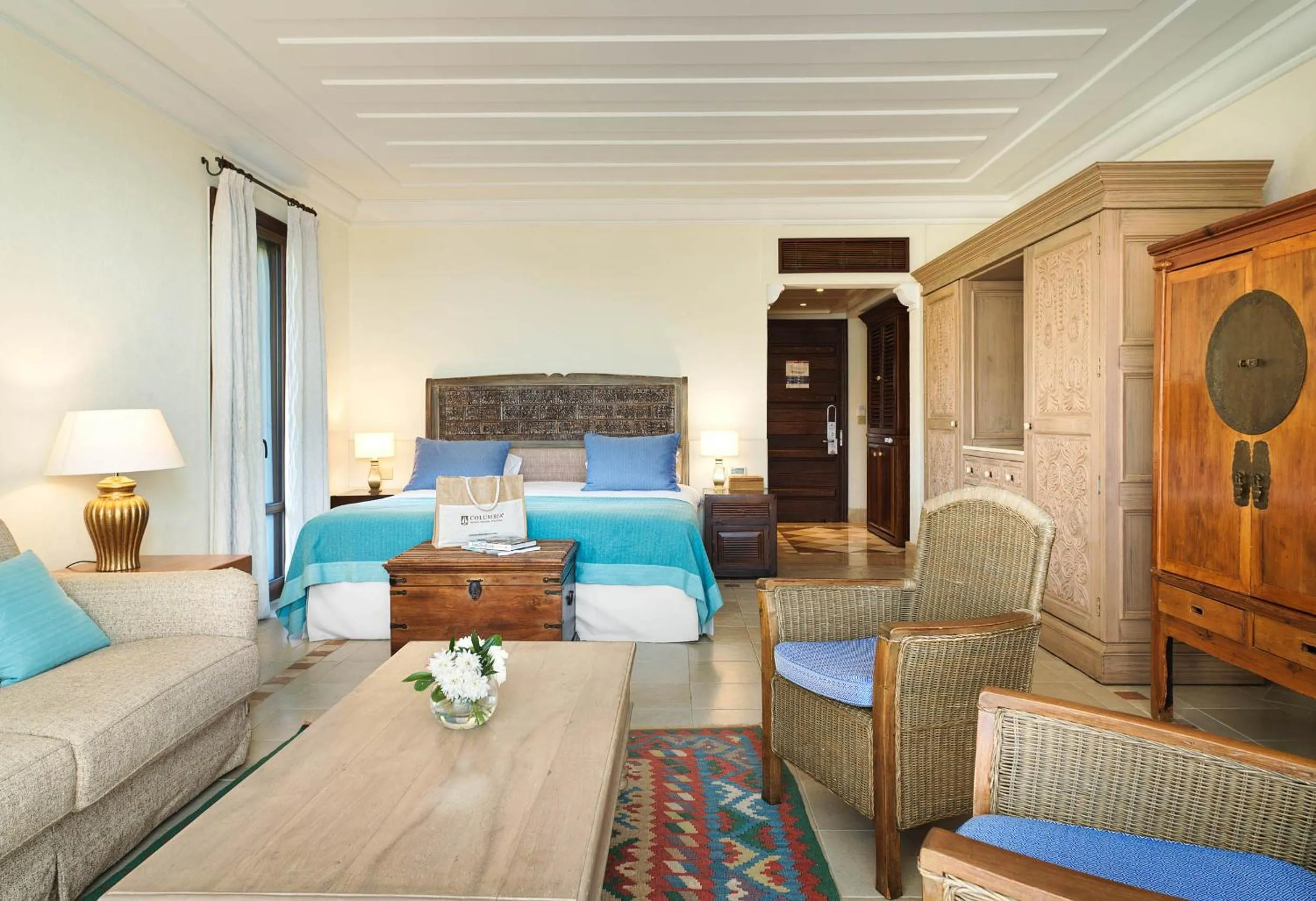 Bed in Columbia Beach Resort