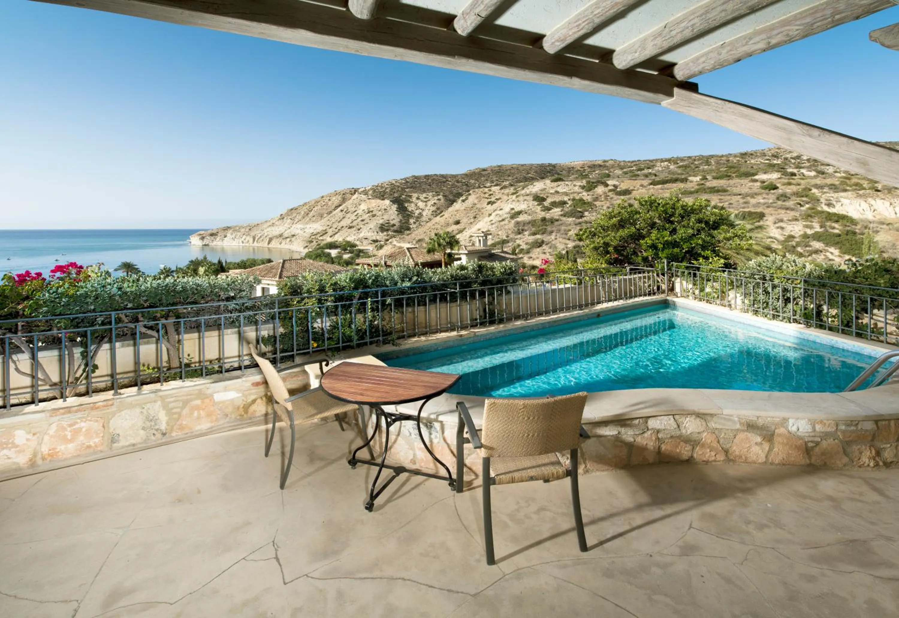 Patio in Columbia Beach Resort