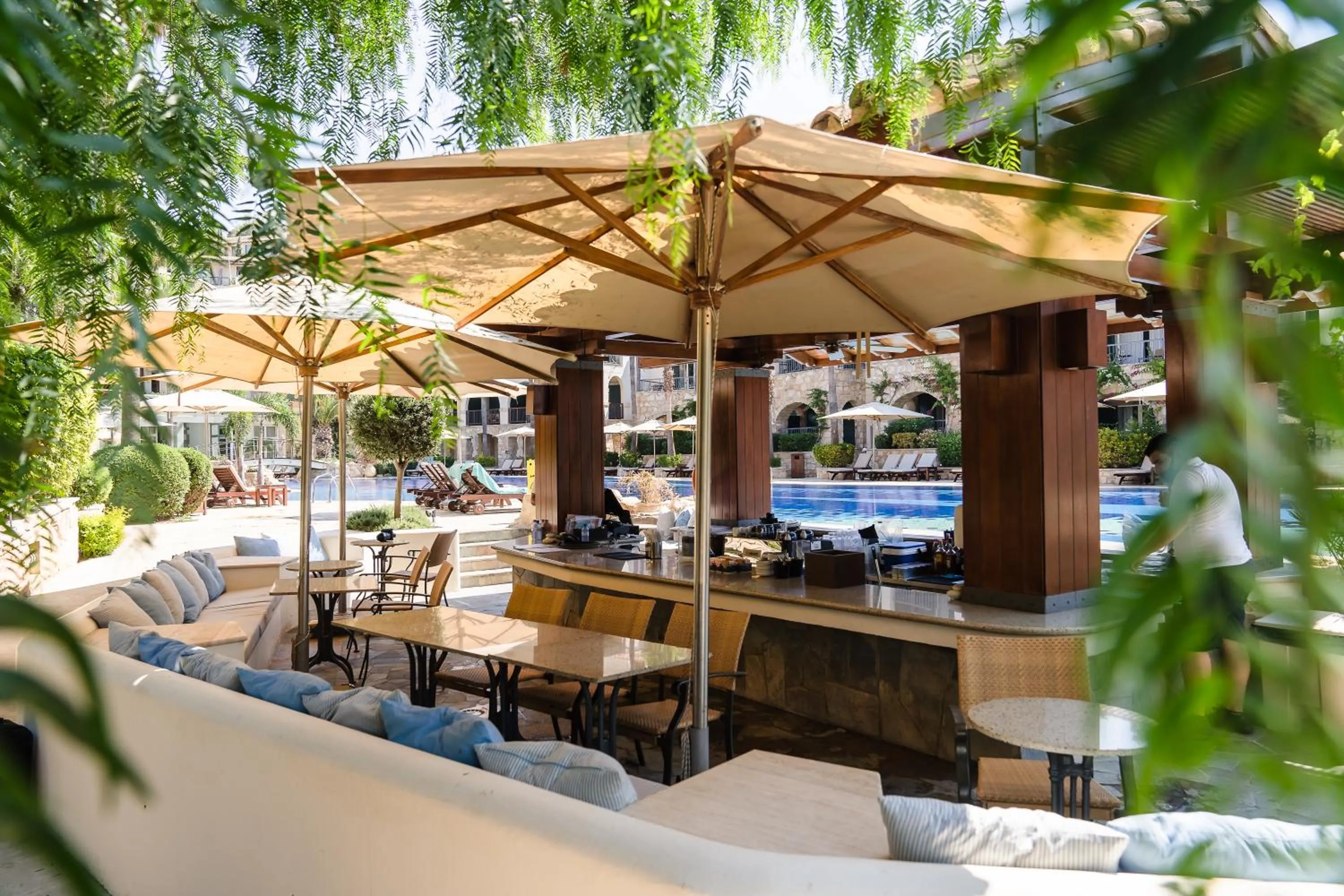 Property building in Columbia Beach Resort