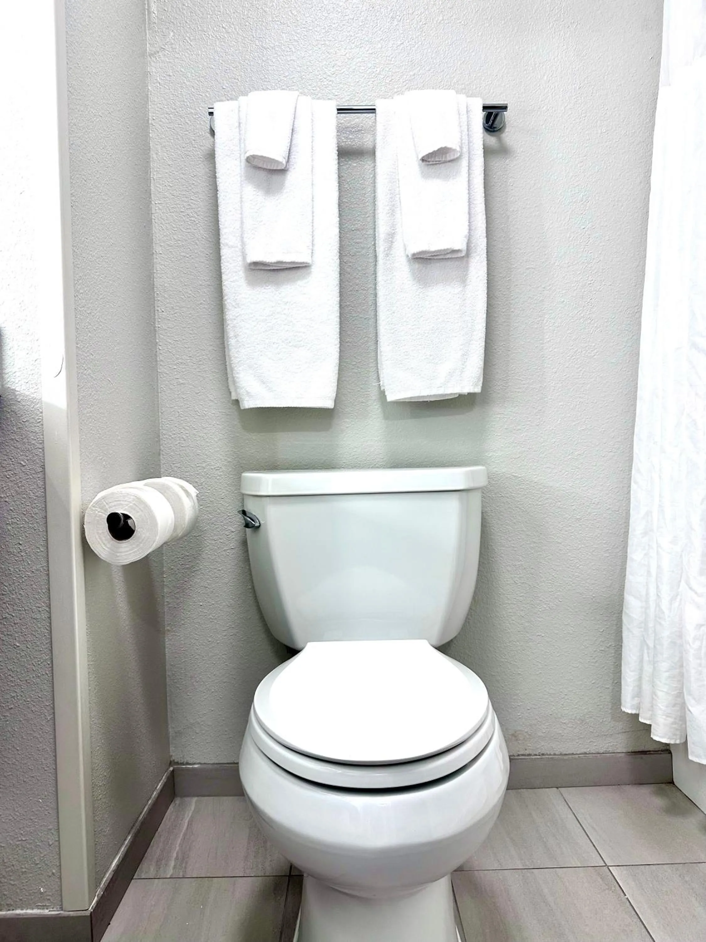 Toilet in Holiday Inn Express Hotel & Suites Hinesville by IHG