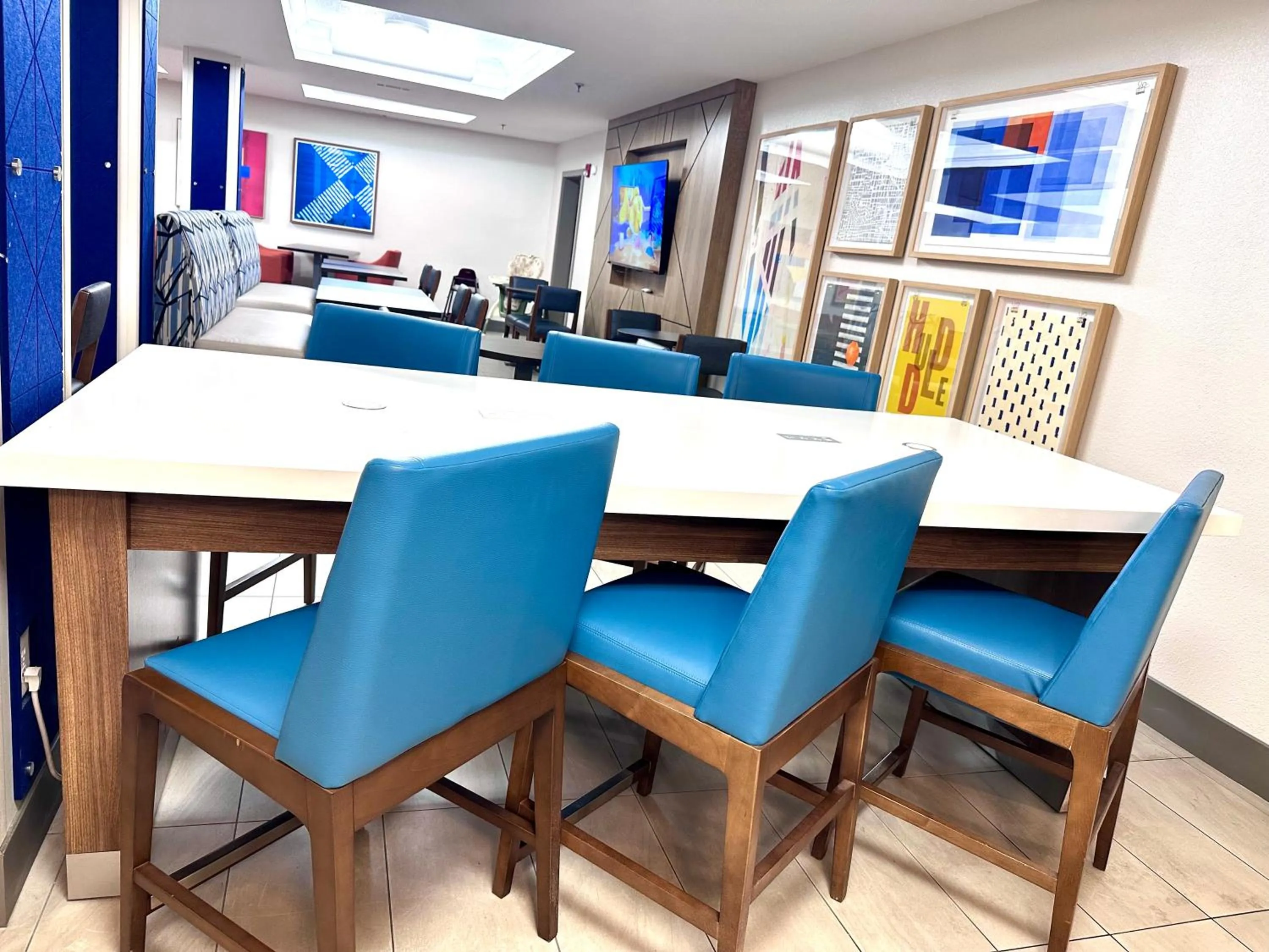 Breakfast in Holiday Inn Express Hotel & Suites Hinesville by IHG