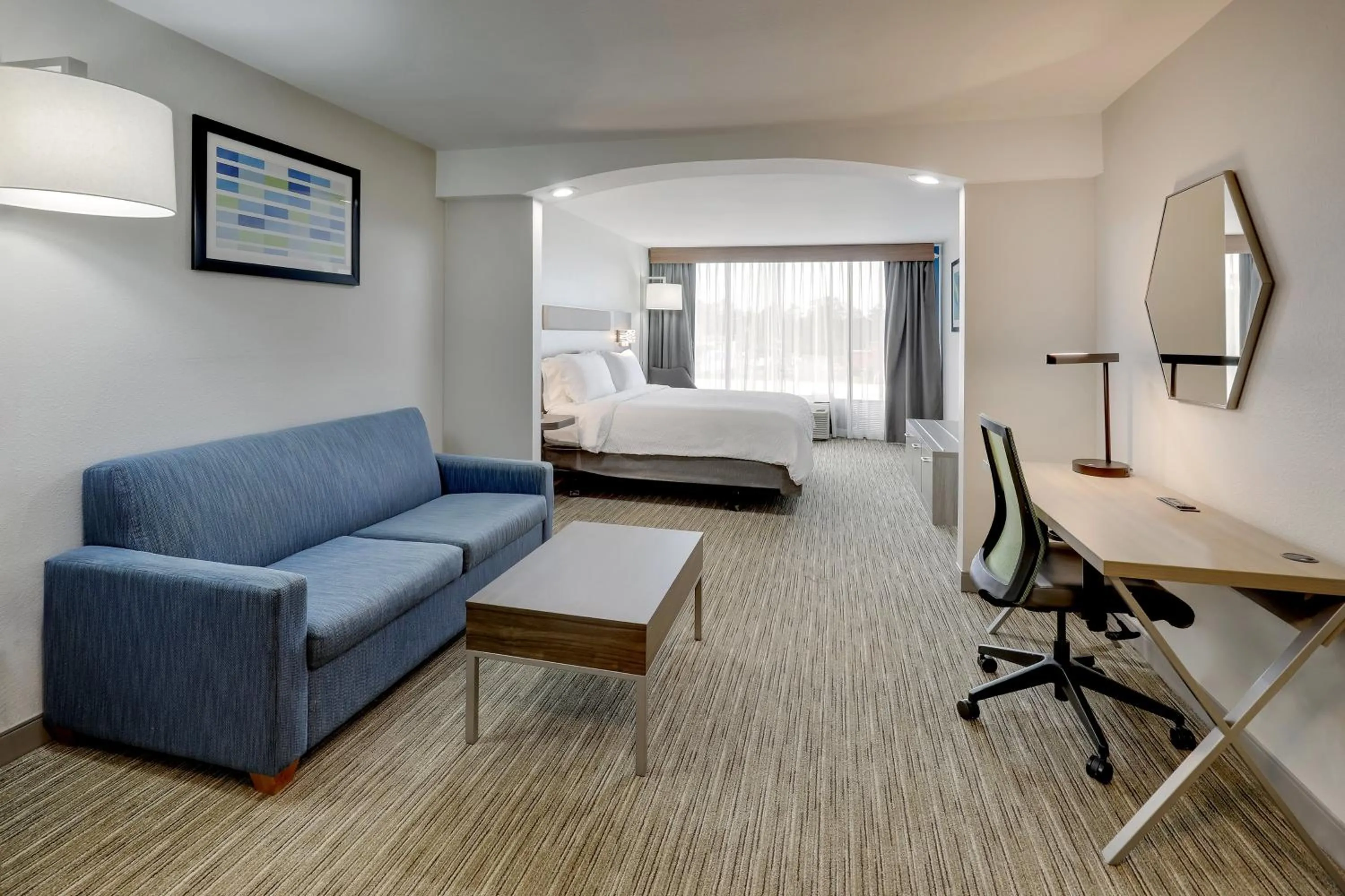 Photo of the whole room, Bed in Holiday Inn Express Hotel & Suites Hinesville by IHG