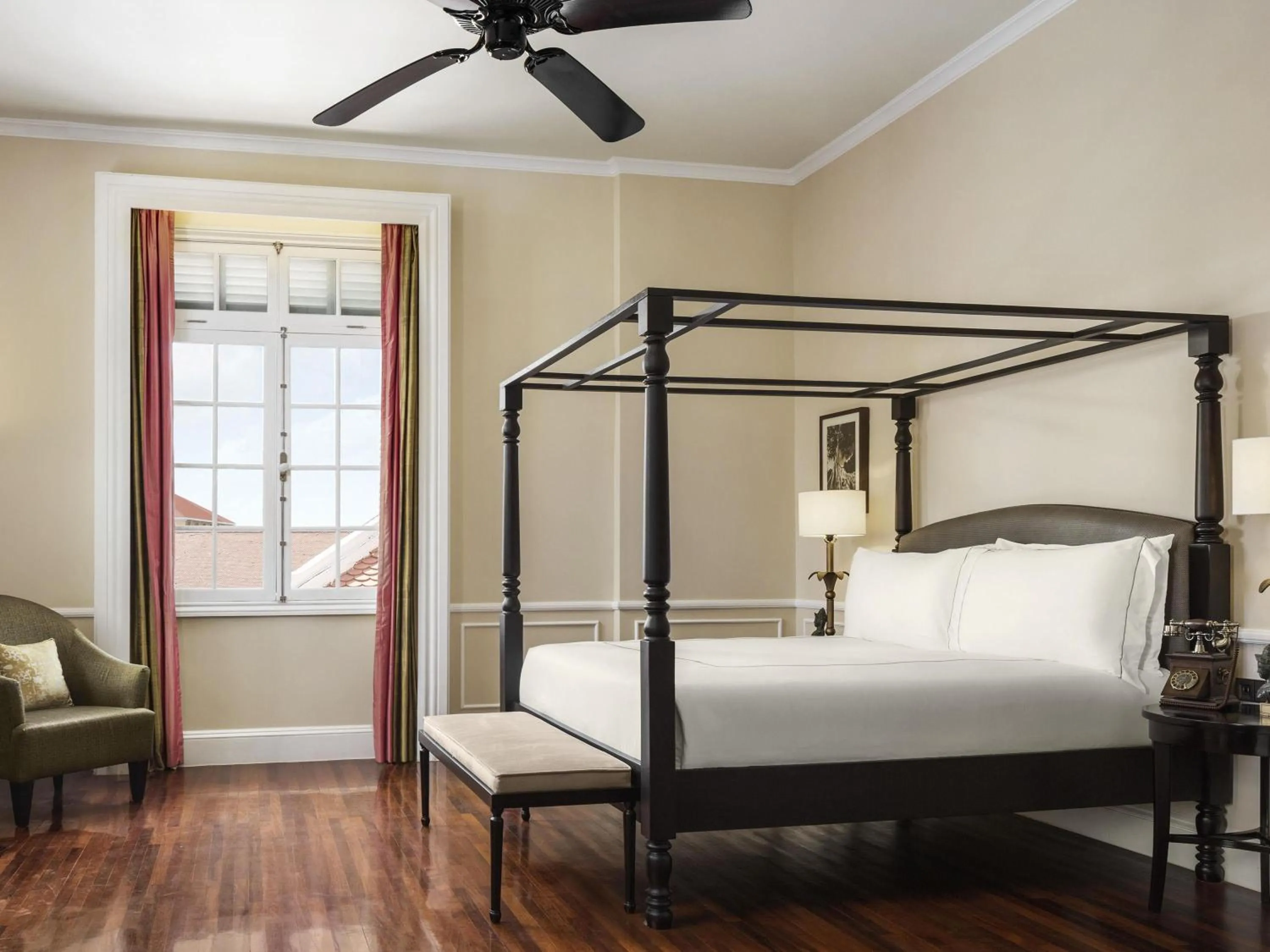 Bedroom, Bed in Raffles Hotel Le Royal