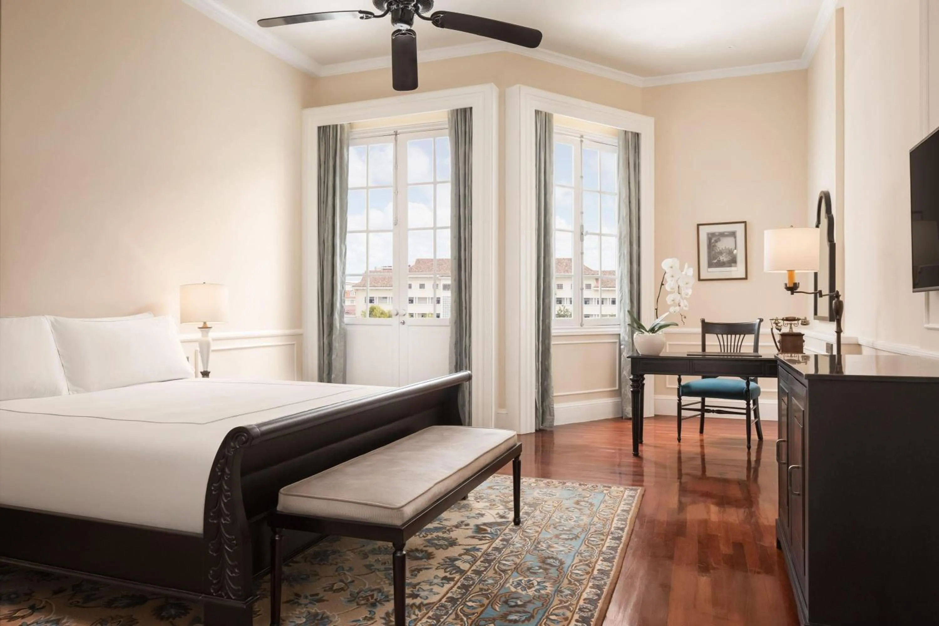 View (from property/room), Bed in Raffles Hotel Le Royal