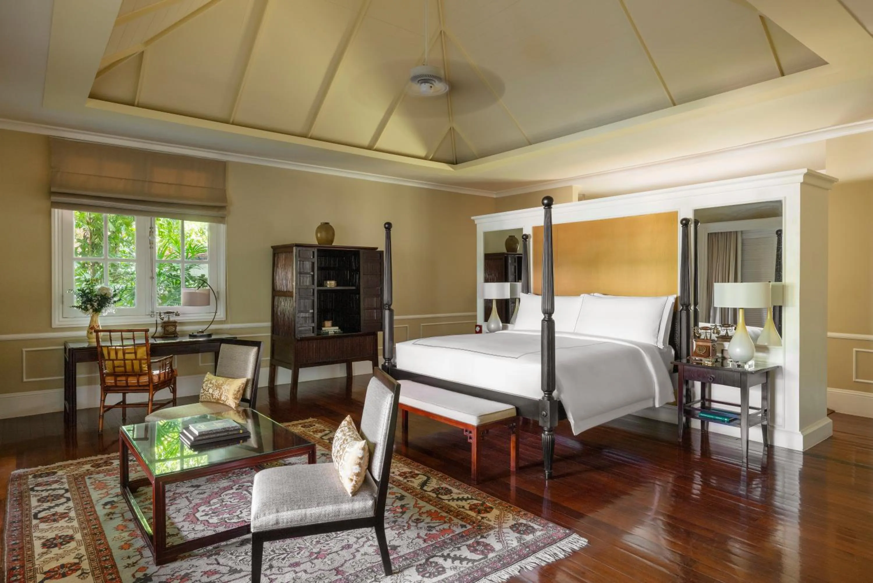 Bed in Raffles Grand Hotel d'Angkor